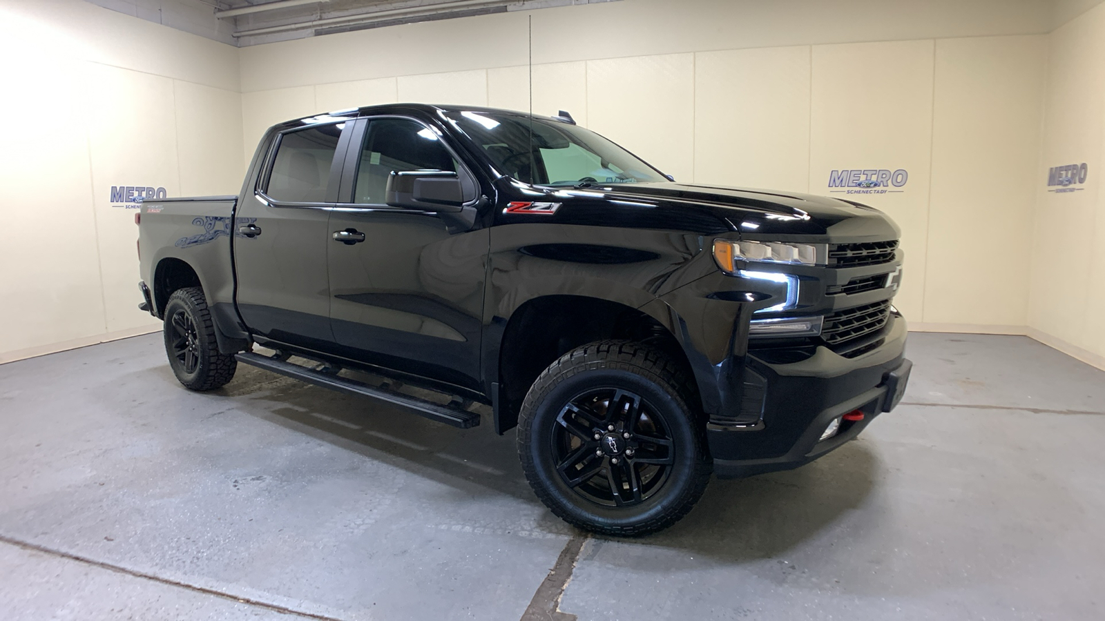 2021 Chevrolet Silverado 1500 LT Trail Boss 1