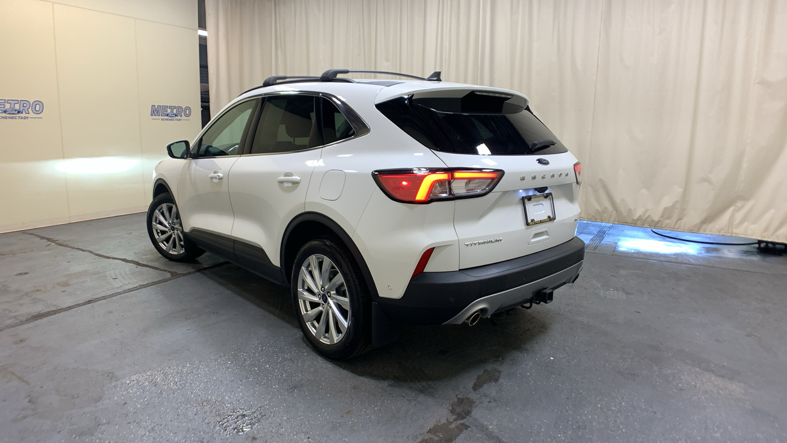 2022 Ford Escape Titanium 5