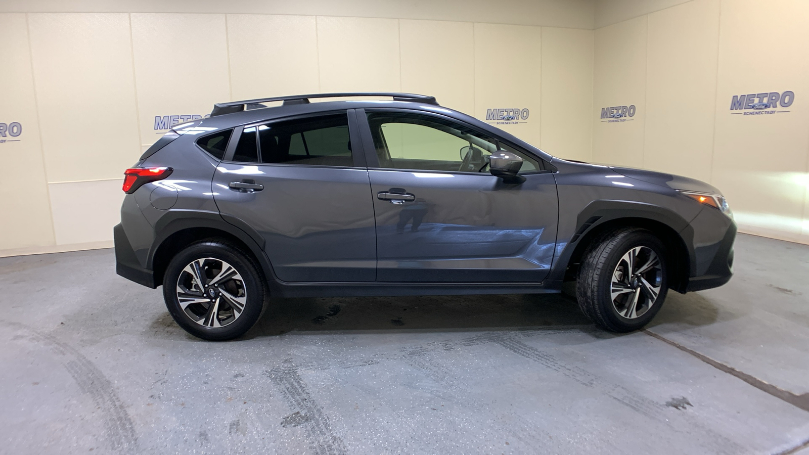 2024 Subaru Crosstrek Premium 2