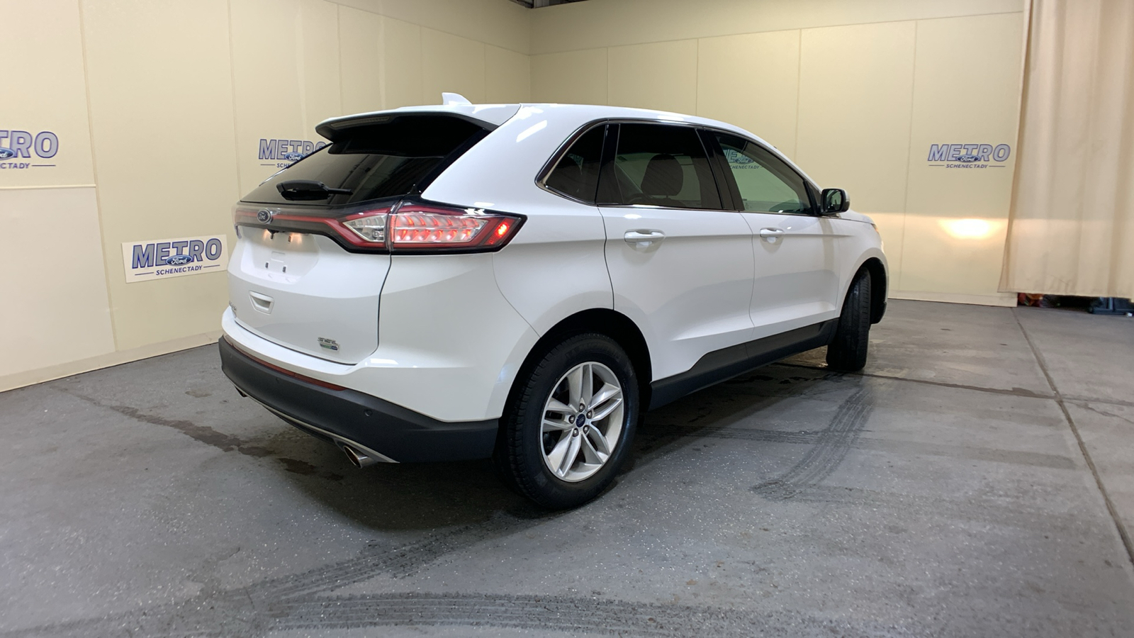 2018 Ford Edge SEL 3