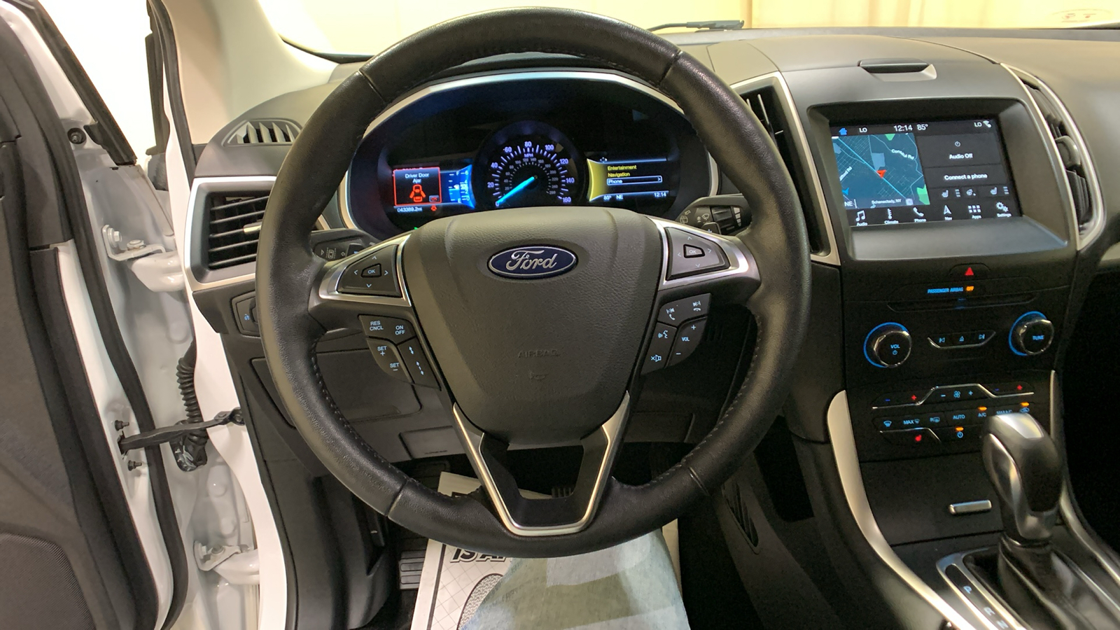 2018 Ford Edge SEL 33