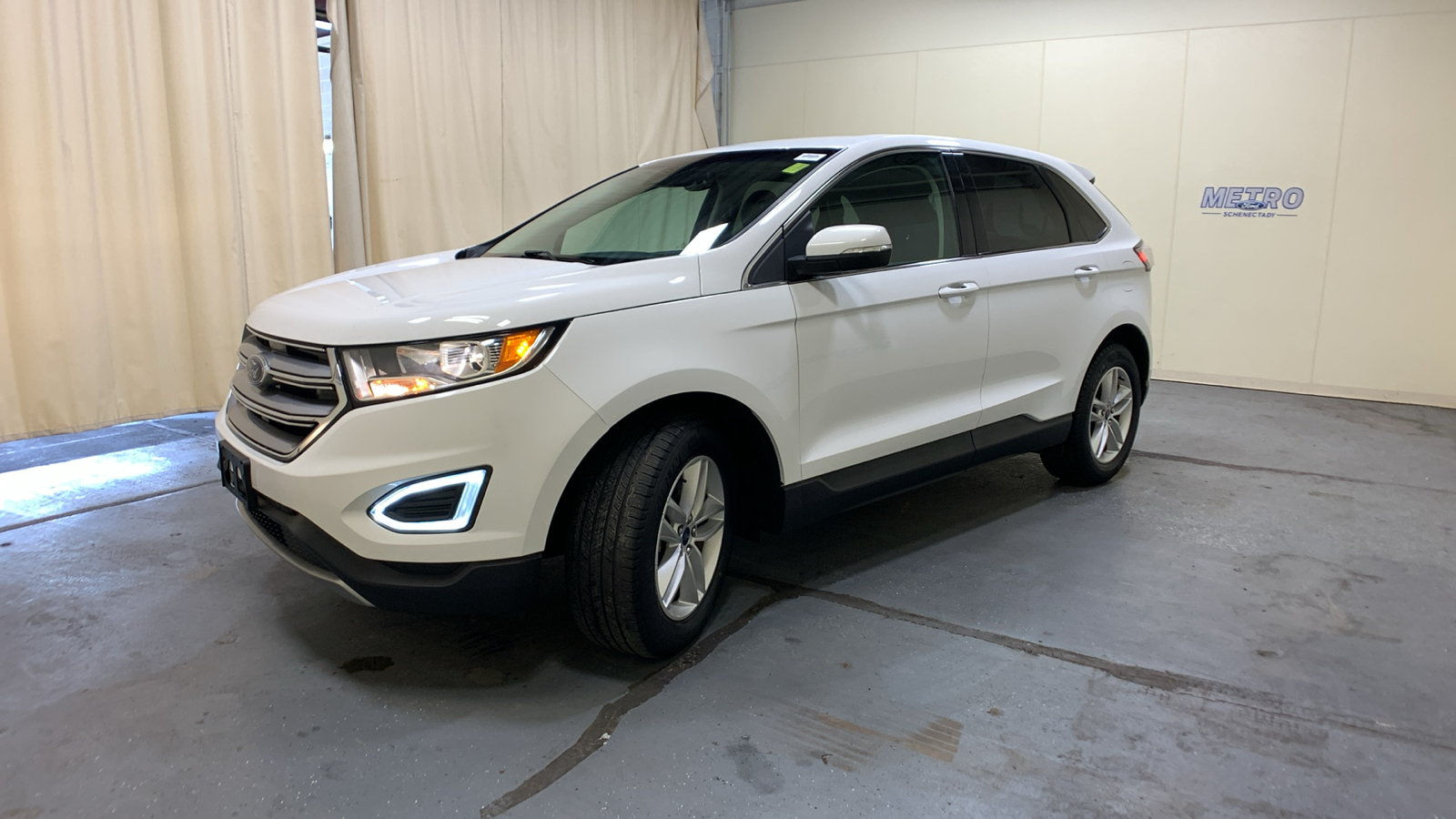 2018 Ford Edge SEL 44