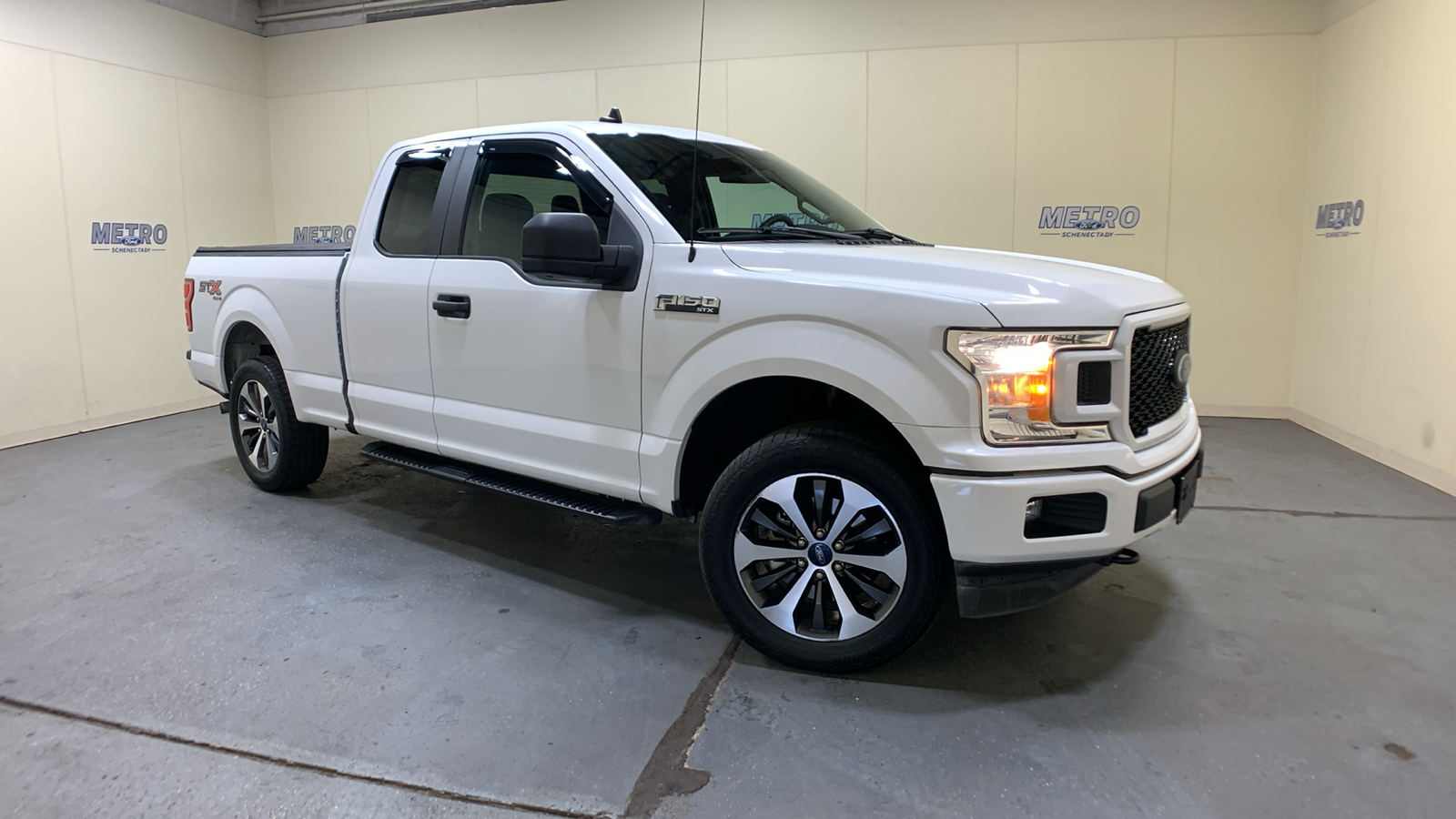 2020 Ford F-150 XL 1