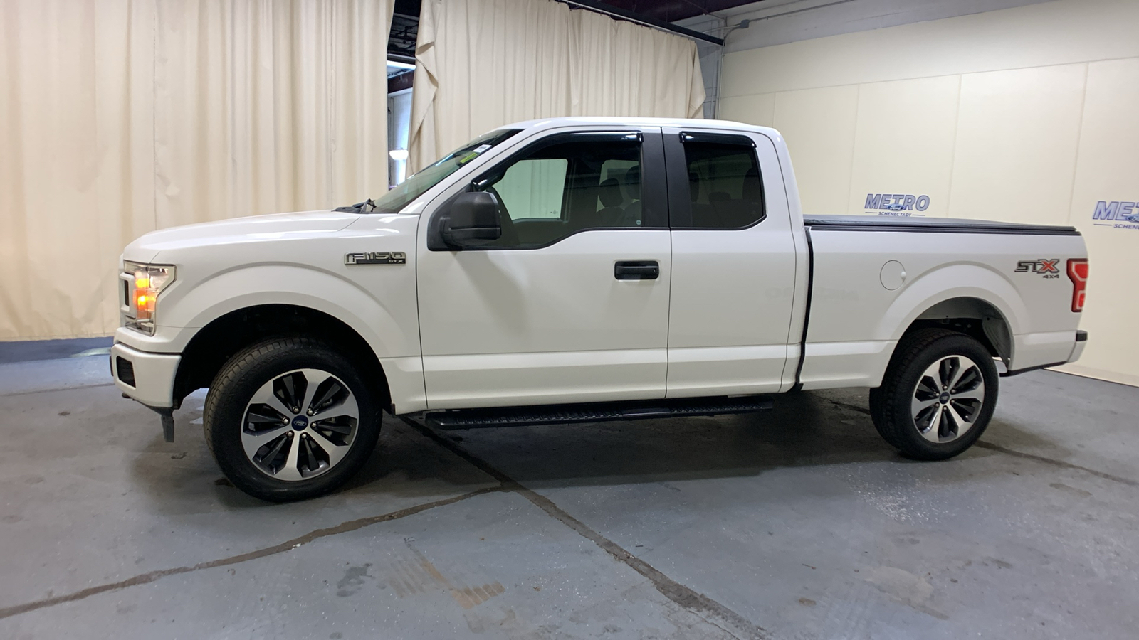 2020 Ford F-150 XL 6