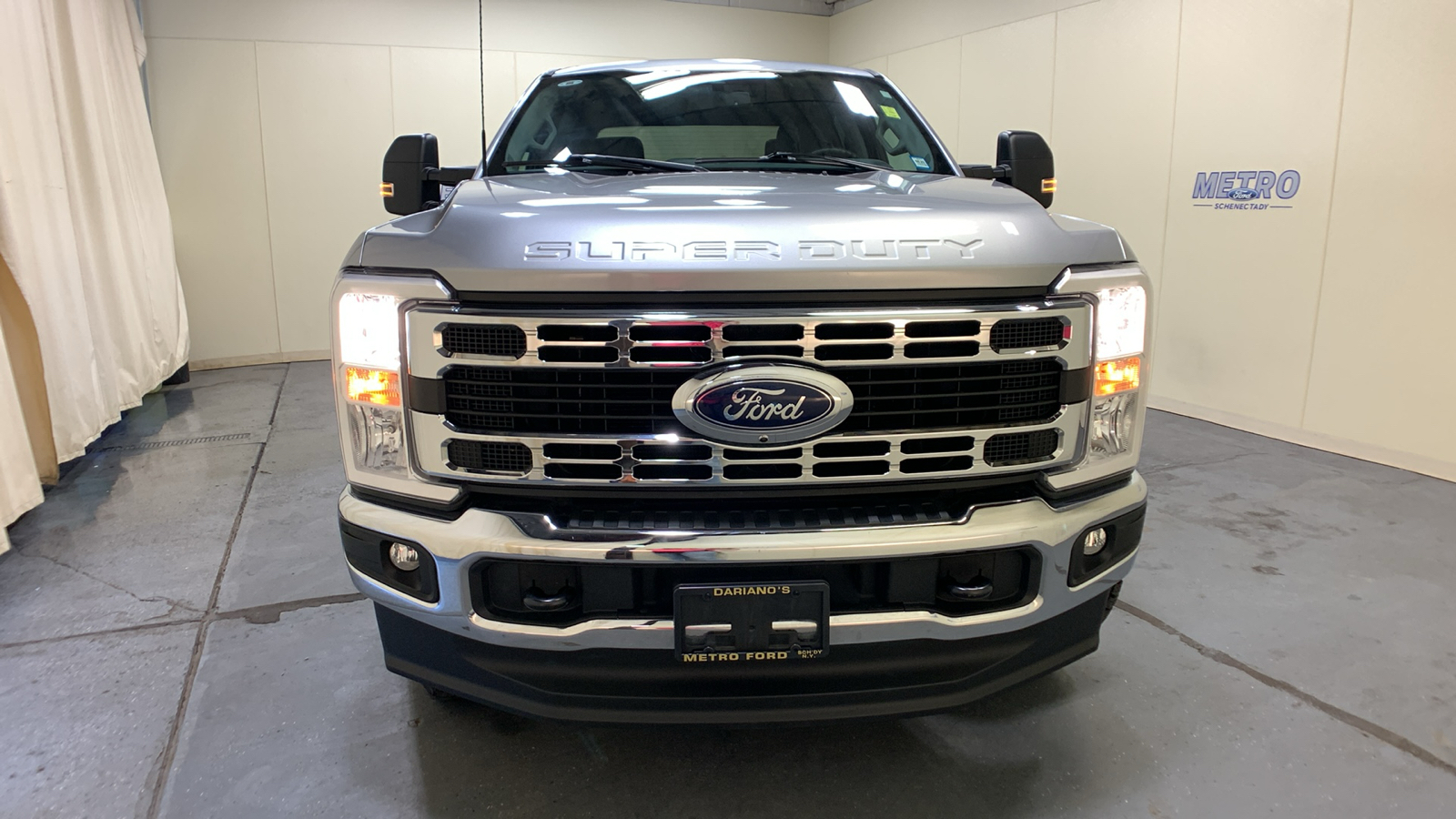 2023 Ford F-250SD XLT 8