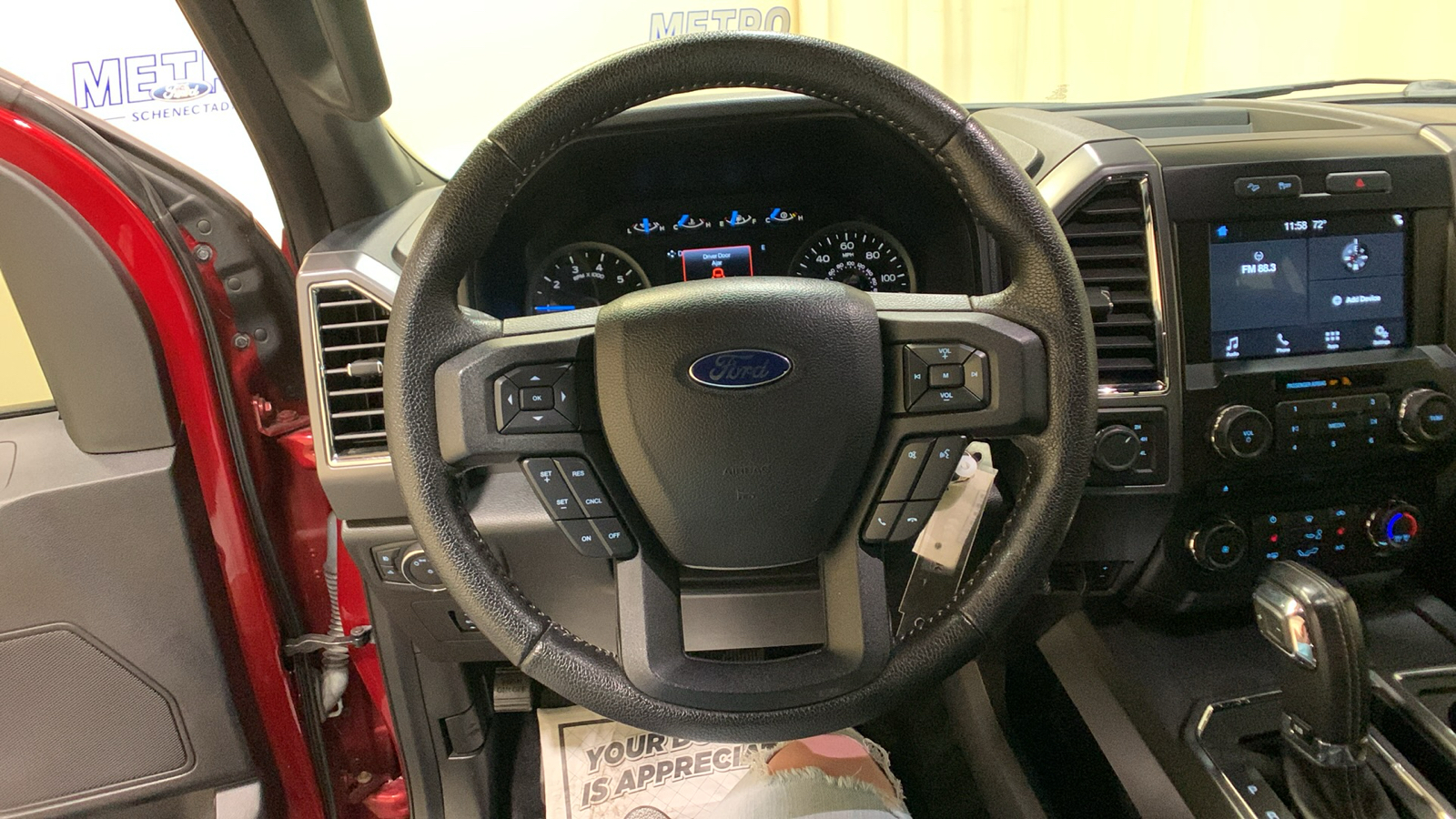 2016 Ford F-150 XLT 33