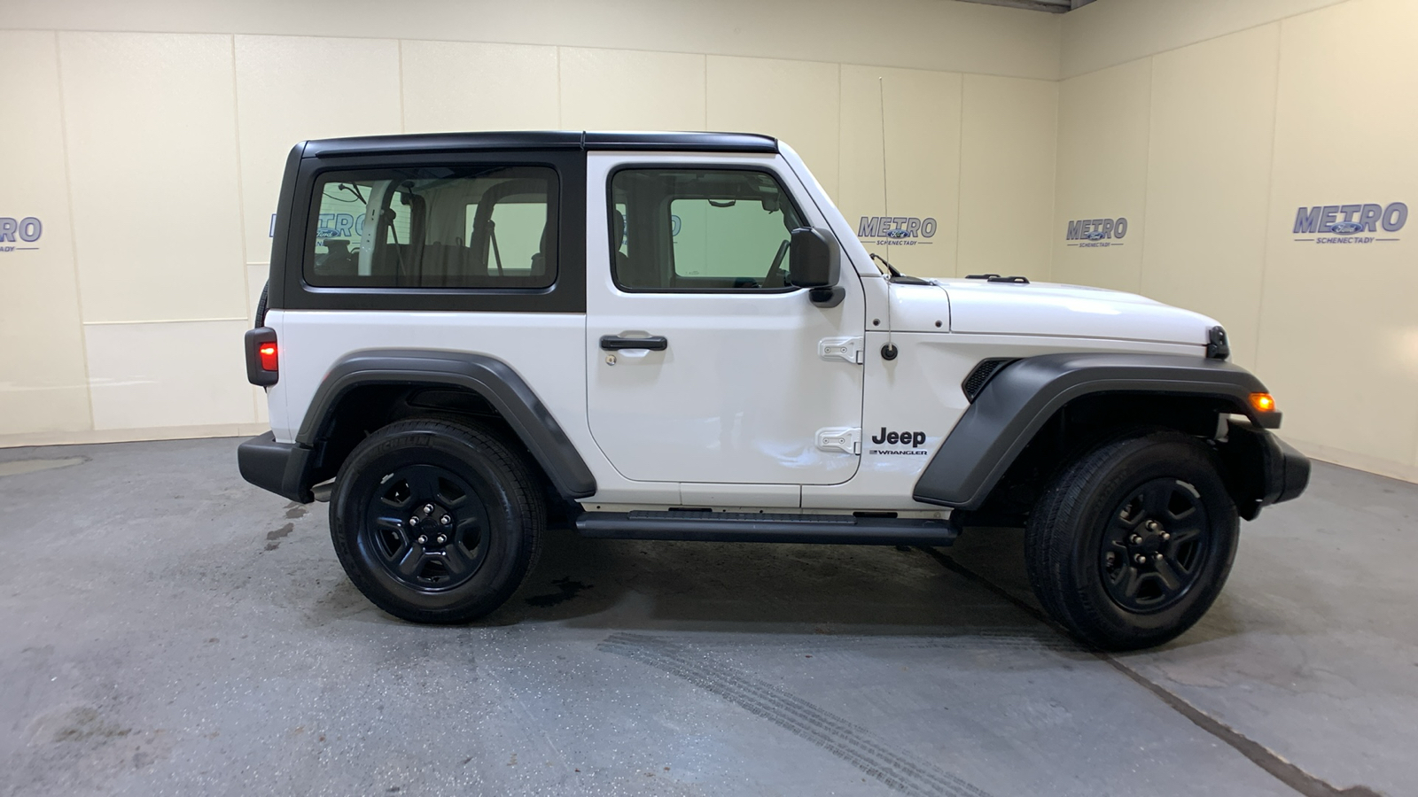 2023 Jeep Wrangler Sport 2