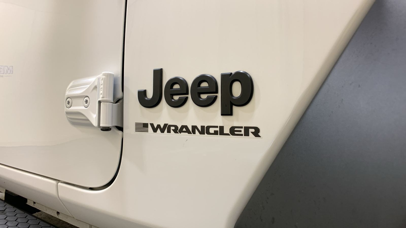 2023 Jeep Wrangler Sport 10