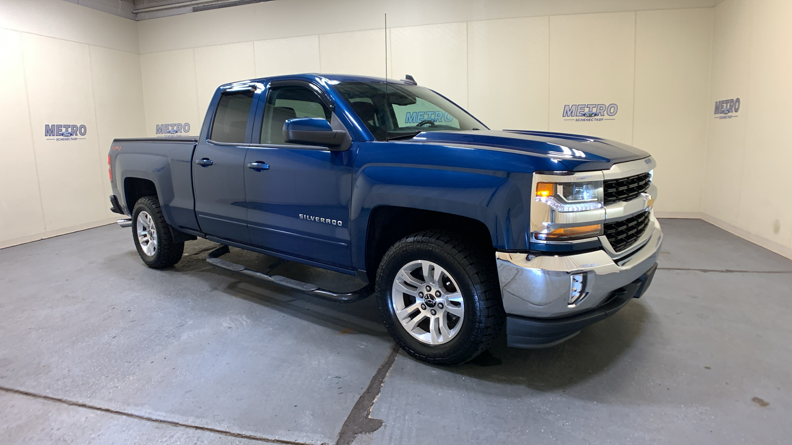 2018 Chevrolet Silverado 1500 LT 1