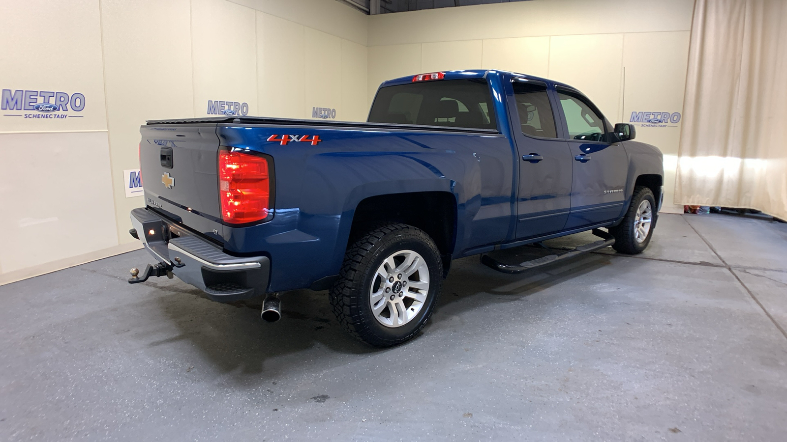 2018 Chevrolet Silverado 1500 LT 3