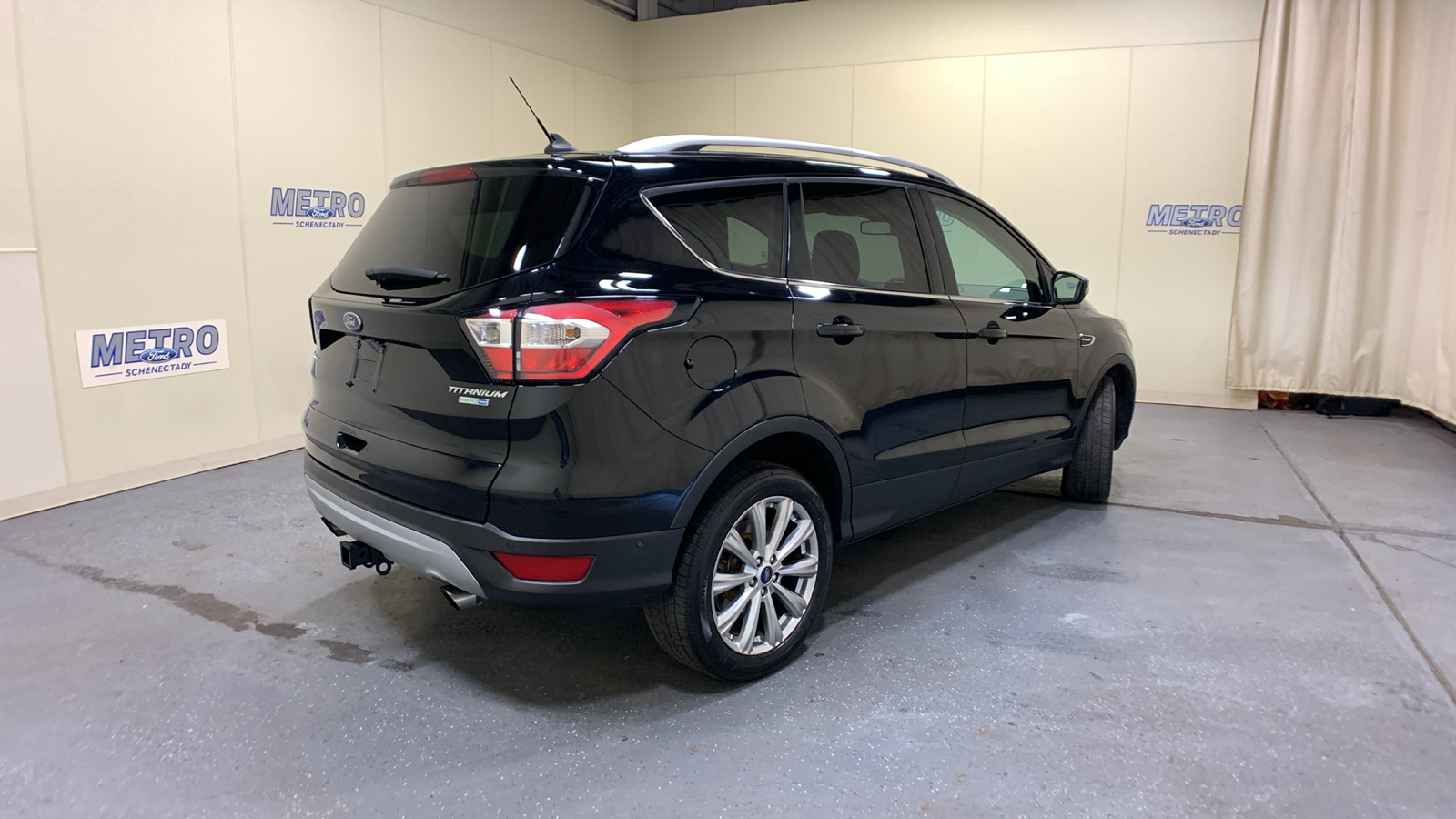 2018 Ford Escape Titanium 3