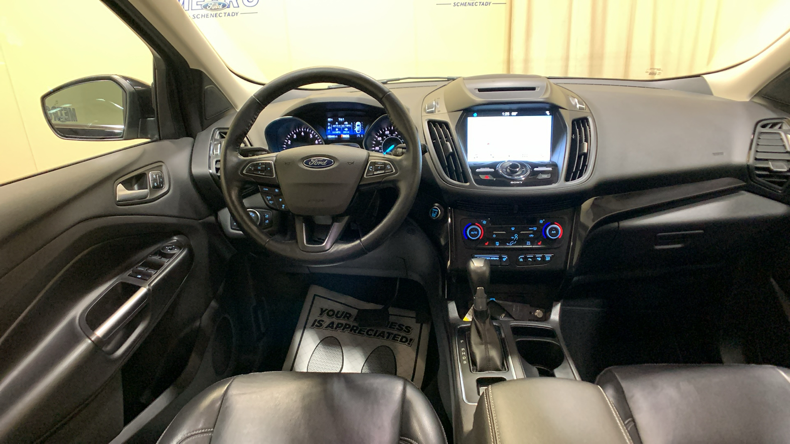 2018 Ford Escape Titanium 24