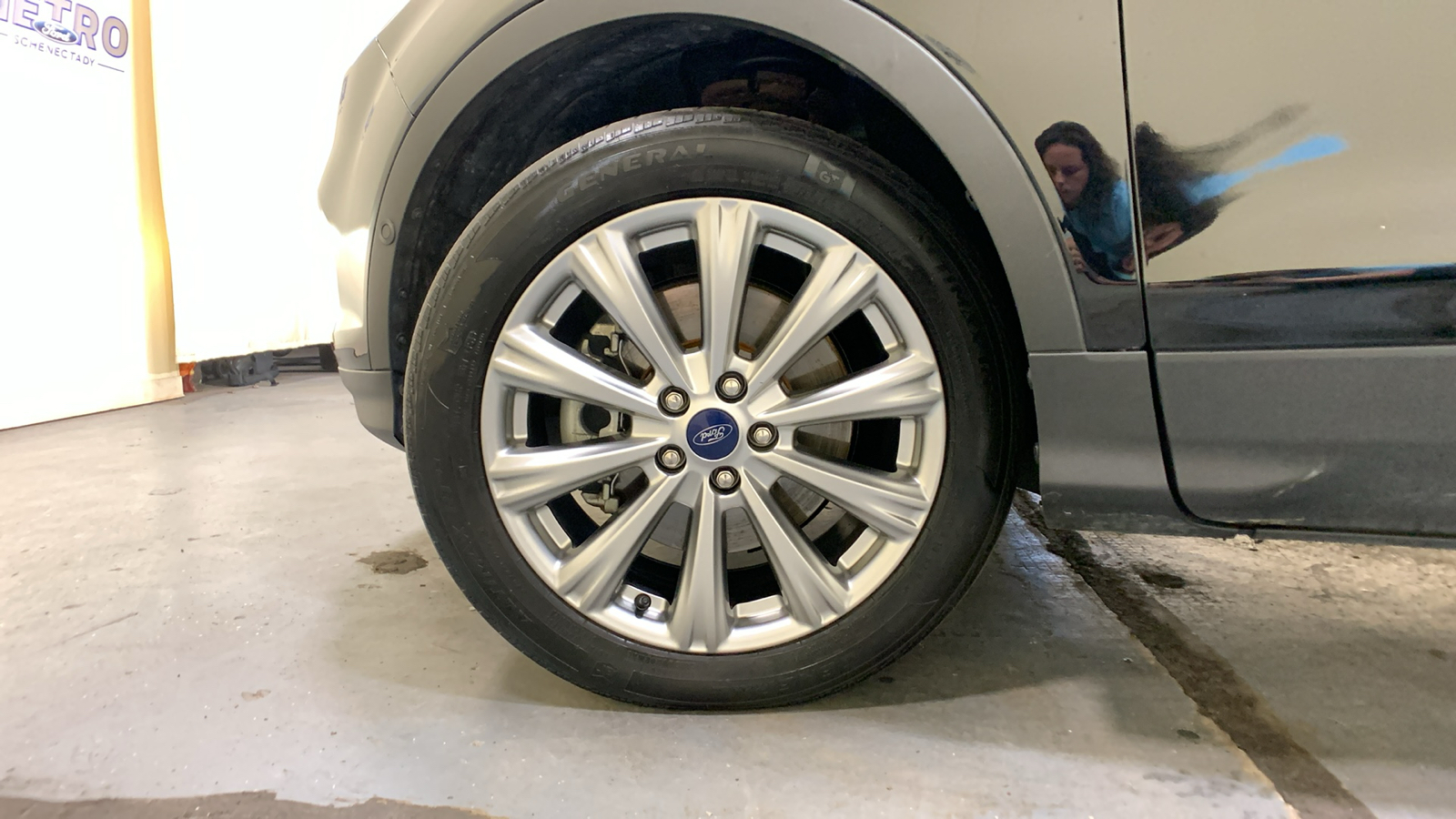 2018 Ford Escape Titanium 43