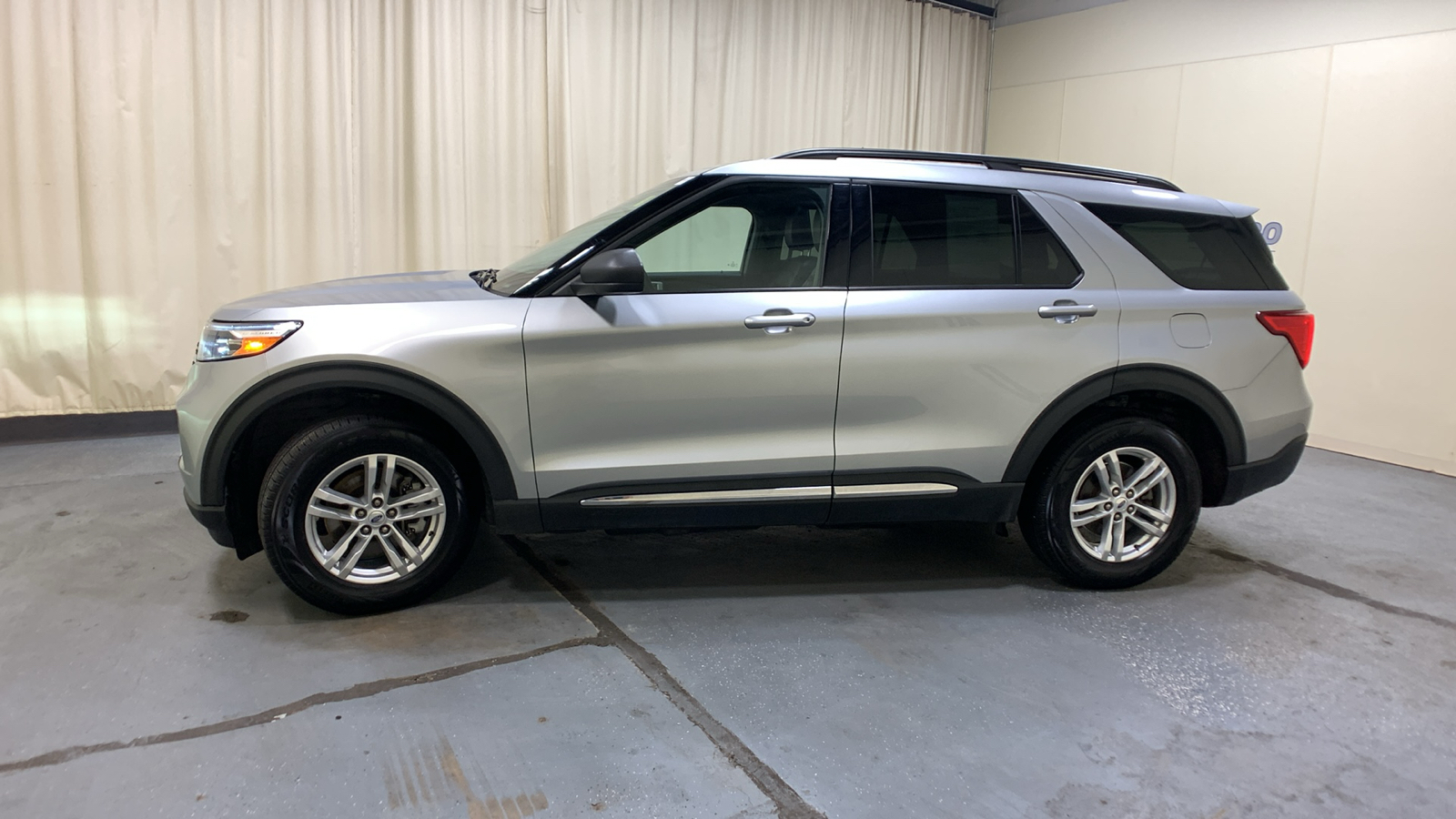 2022 Ford Explorer XLT 6