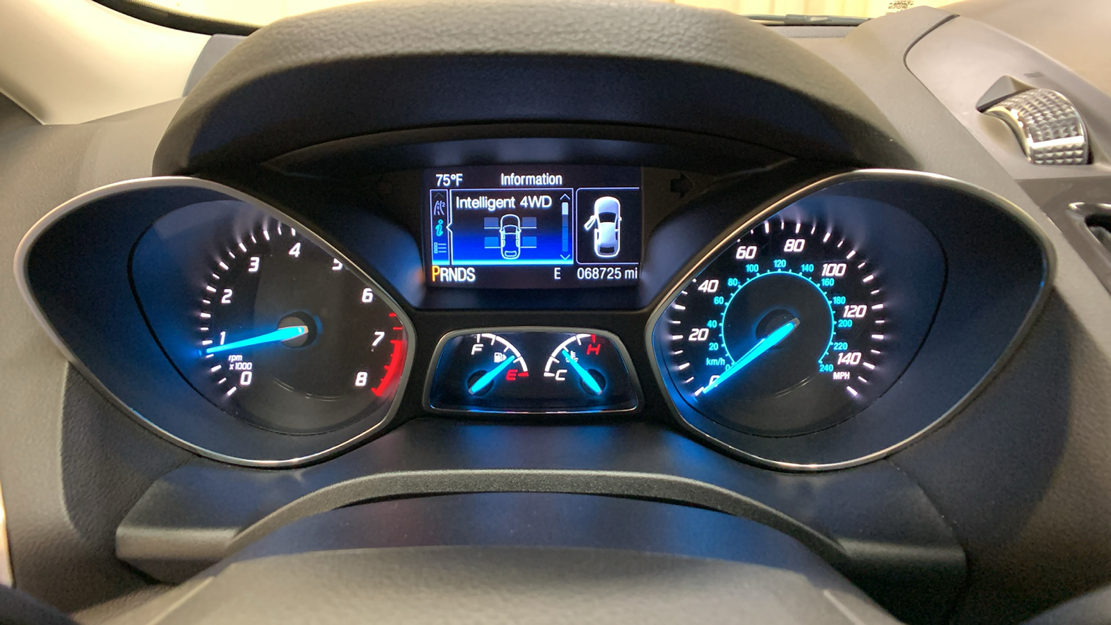 2013 Ford Escape SEL 33