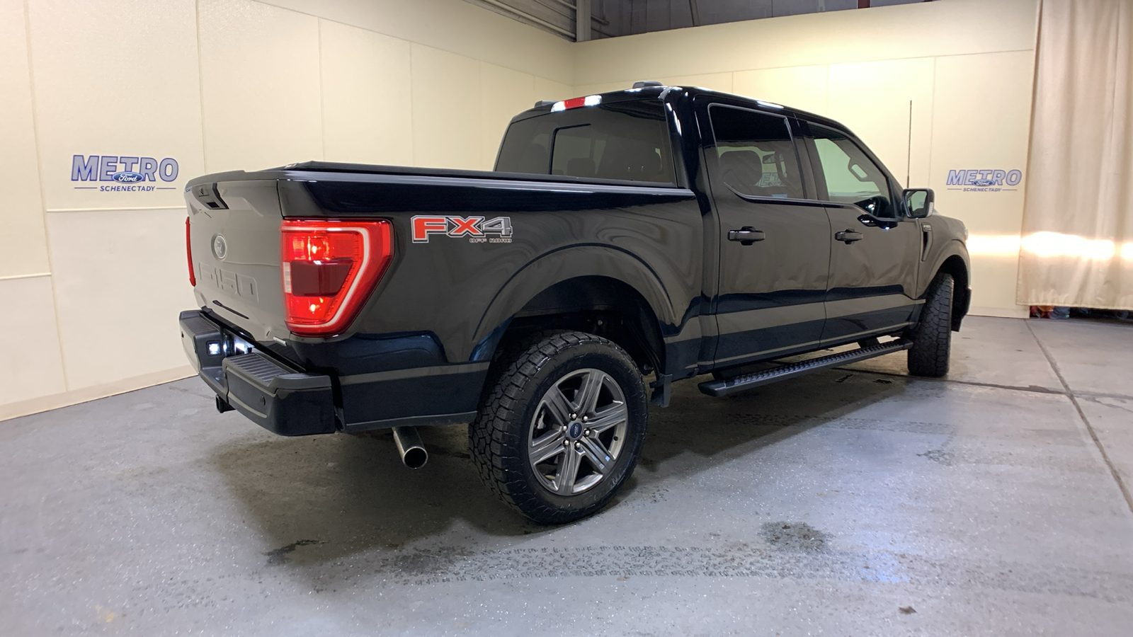 2021 Ford F-150 XLT 3