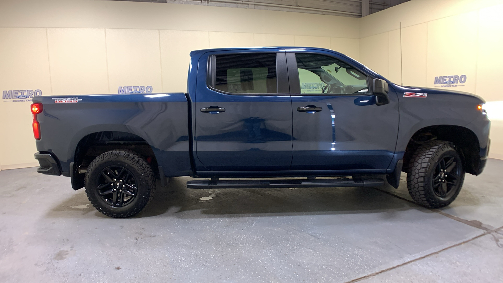 2022 Chevrolet Silverado 1500 LTD LT Trail Boss 2