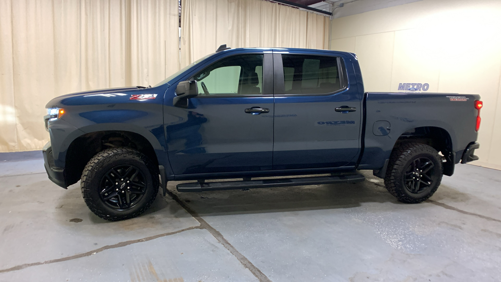 2022 Chevrolet Silverado 1500 LTD LT Trail Boss 6