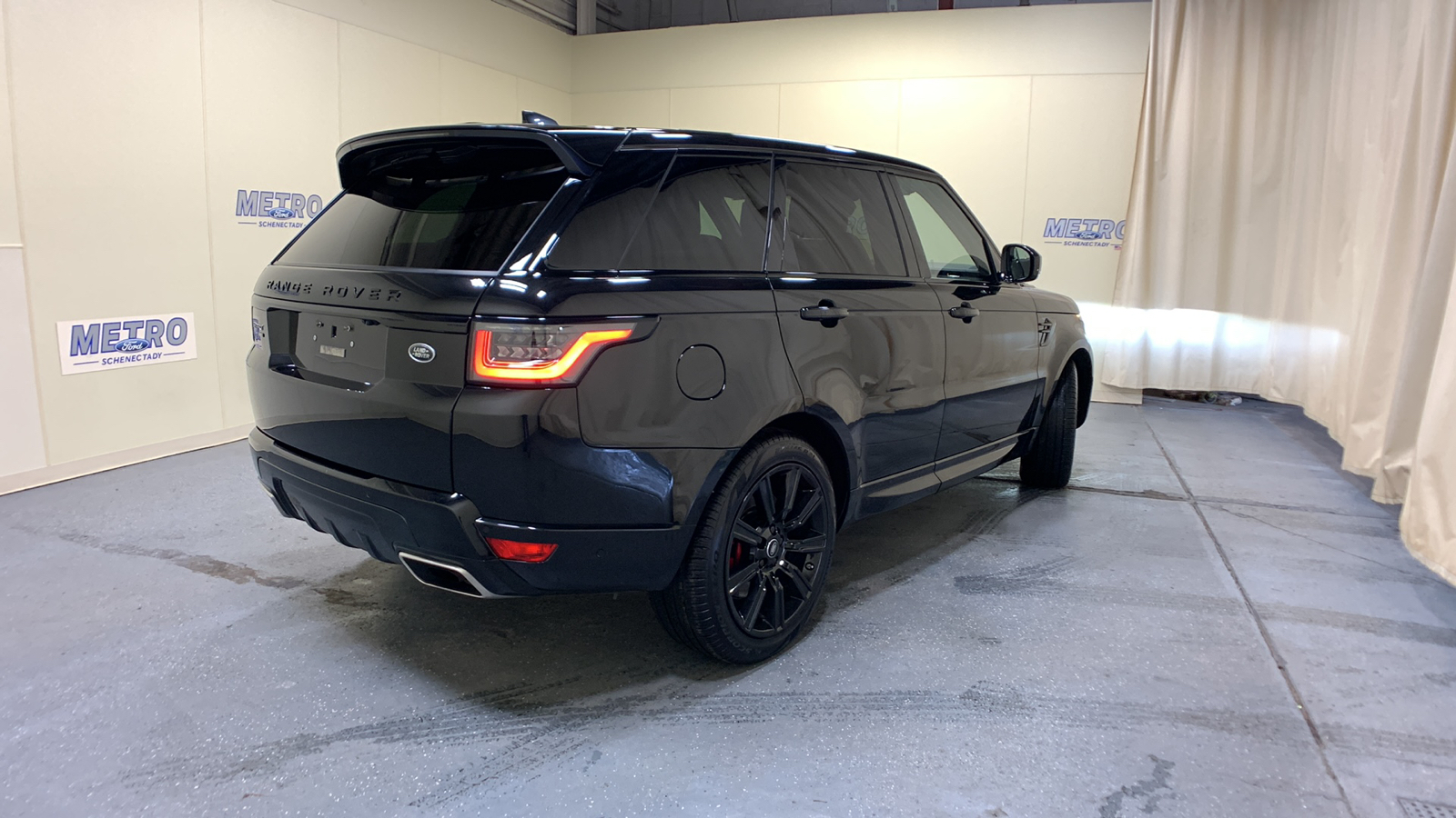 2020 Land Rover Range Rover Sport HST 3