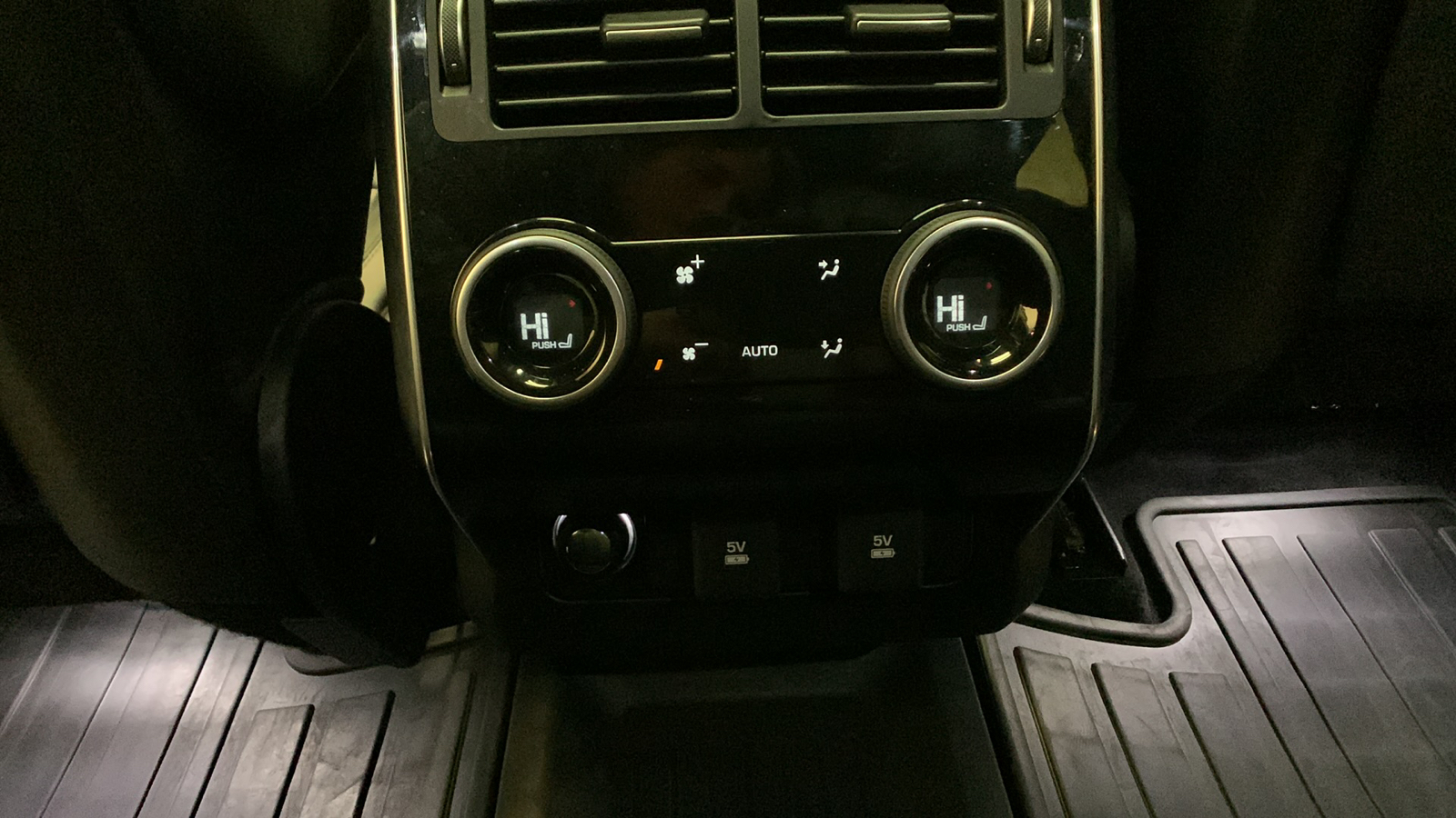 2020 Land Rover Range Rover Sport HST 29