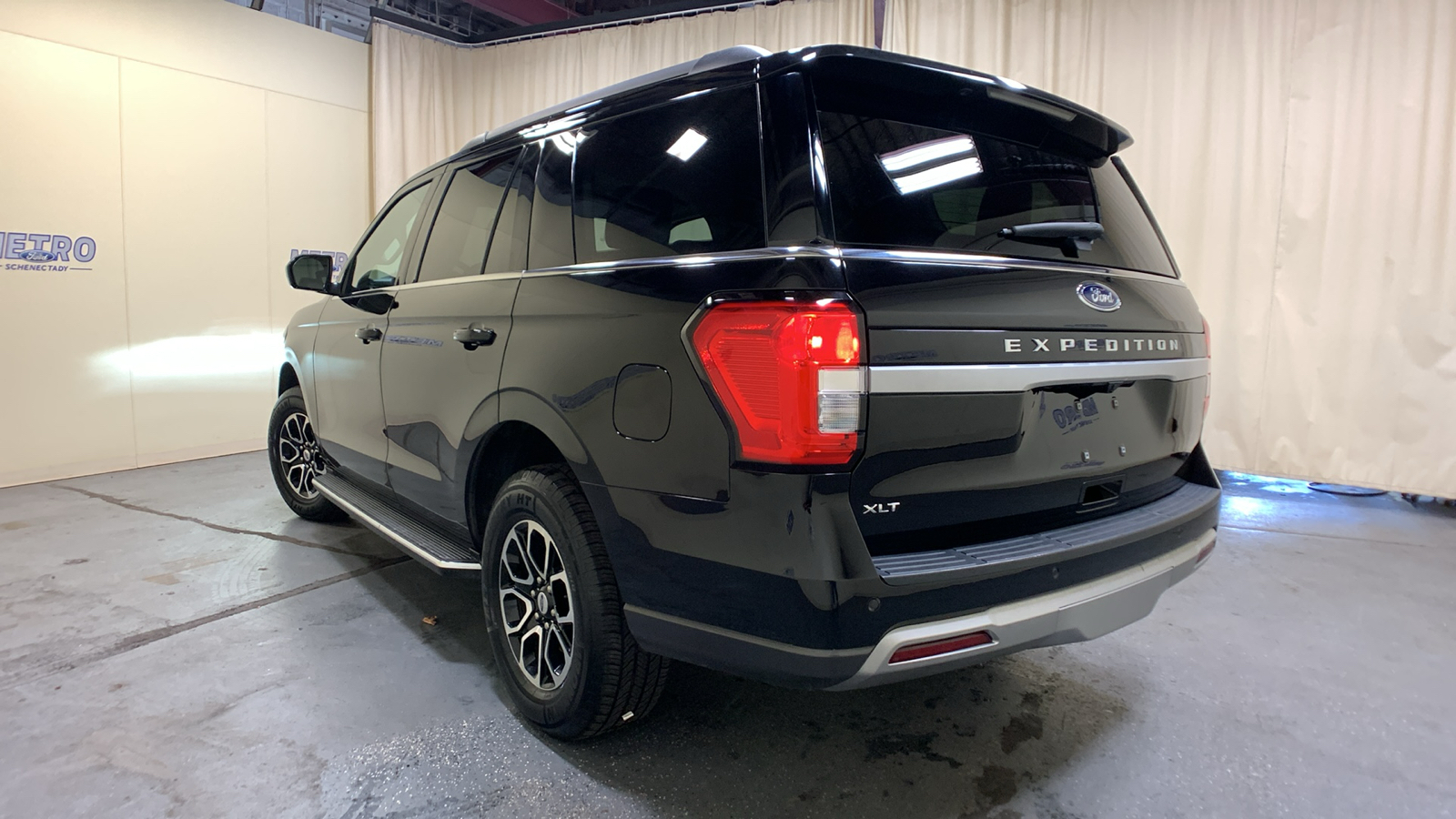 2022 Ford Expedition XLT 5