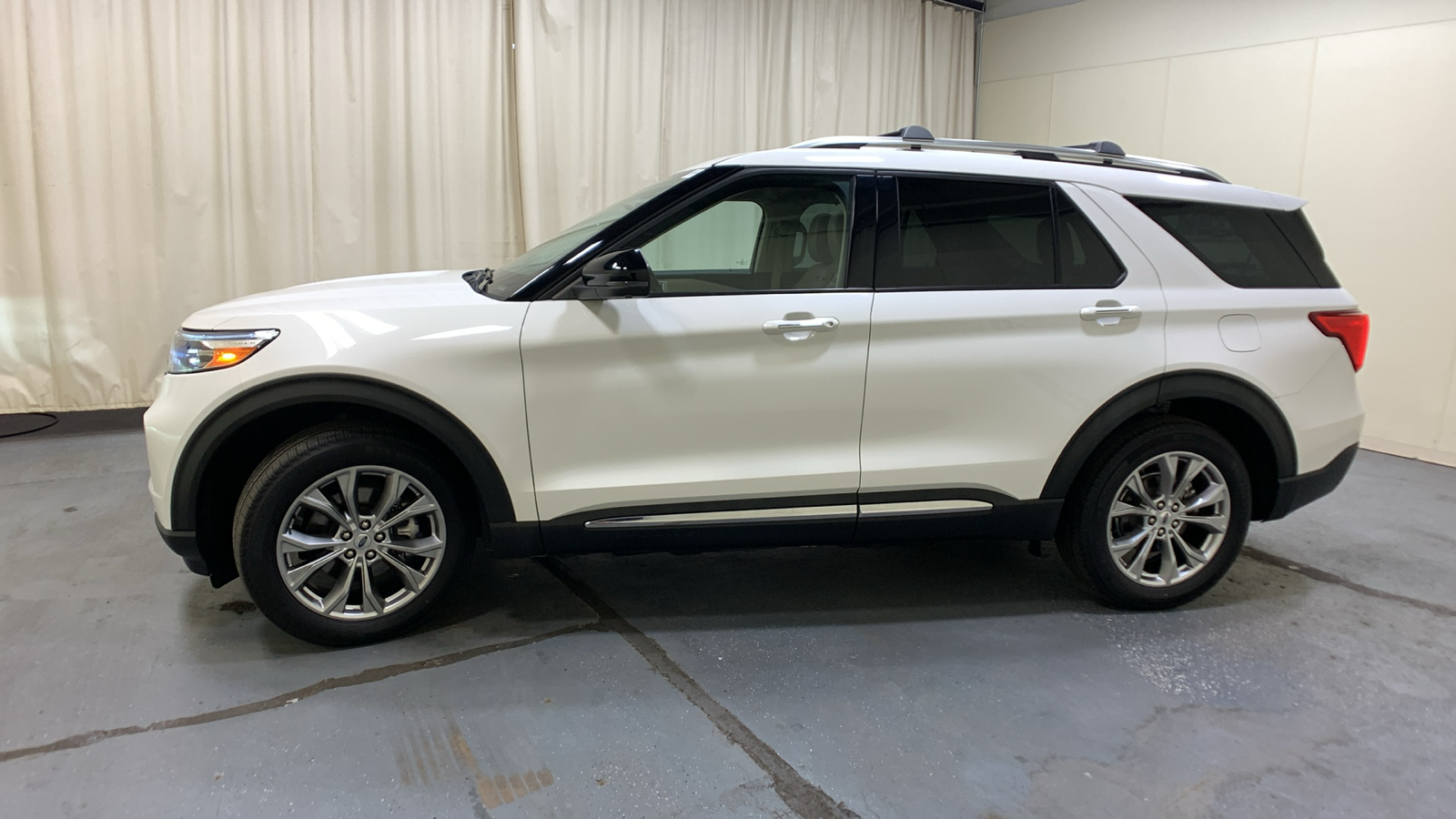 2021 Ford Explorer Limited 6