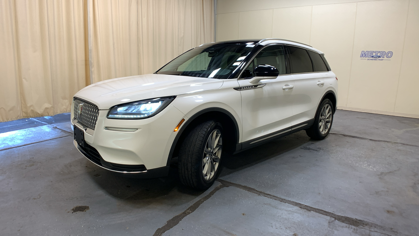 2020 Lincoln Corsair Standard 46