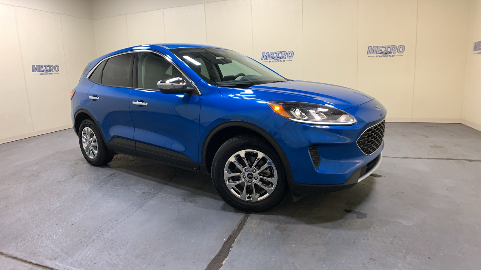 2020 Ford Escape SE 1