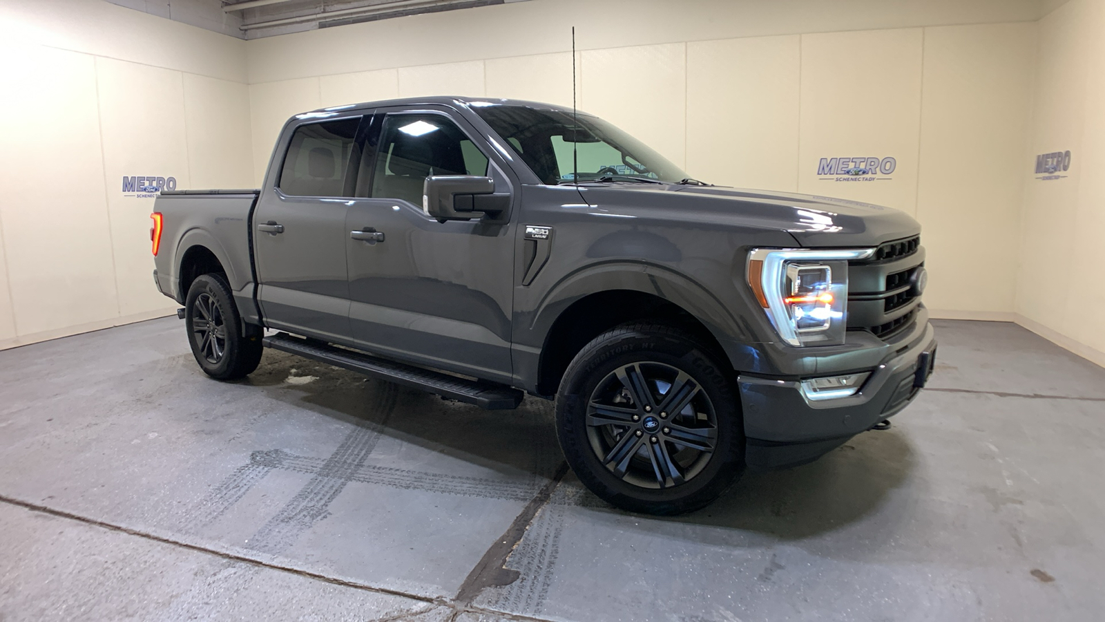 2021 Ford F-150 Lariat 1