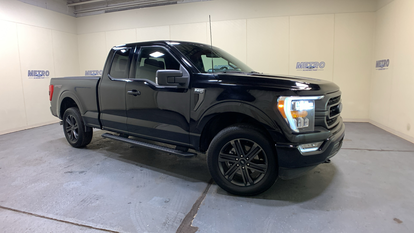 2022 Ford F-150 XLT 1