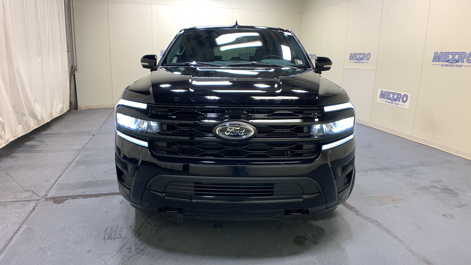 2023 Ford Expedition Limited 51