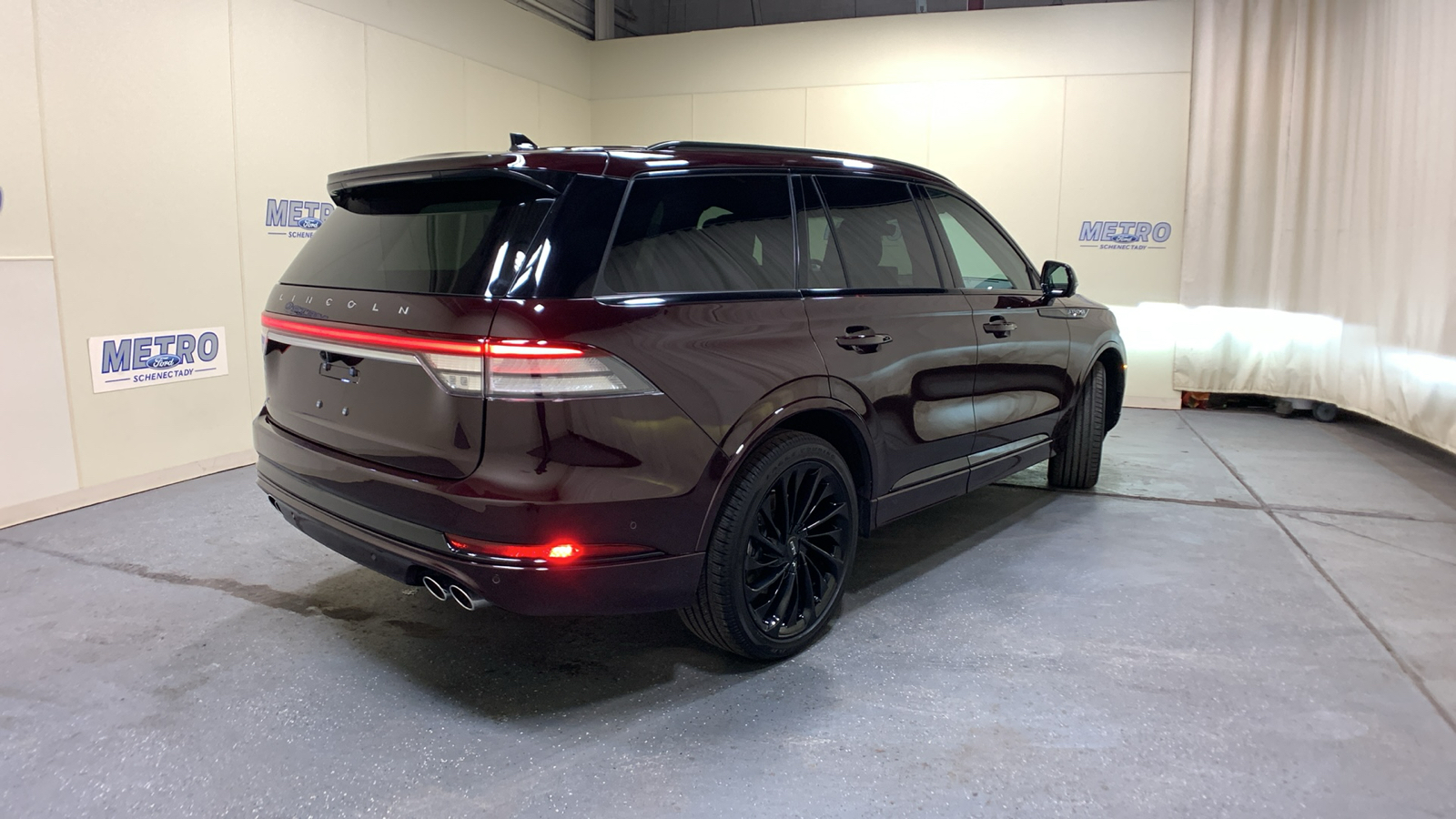 2023 Lincoln Aviator Reserve 3