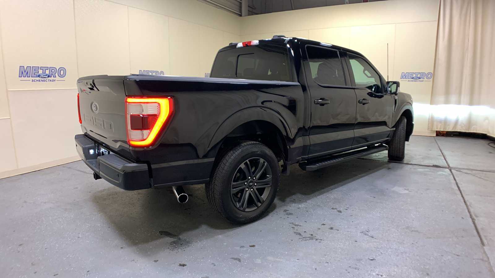 2021 Ford F-150 Lariat 3