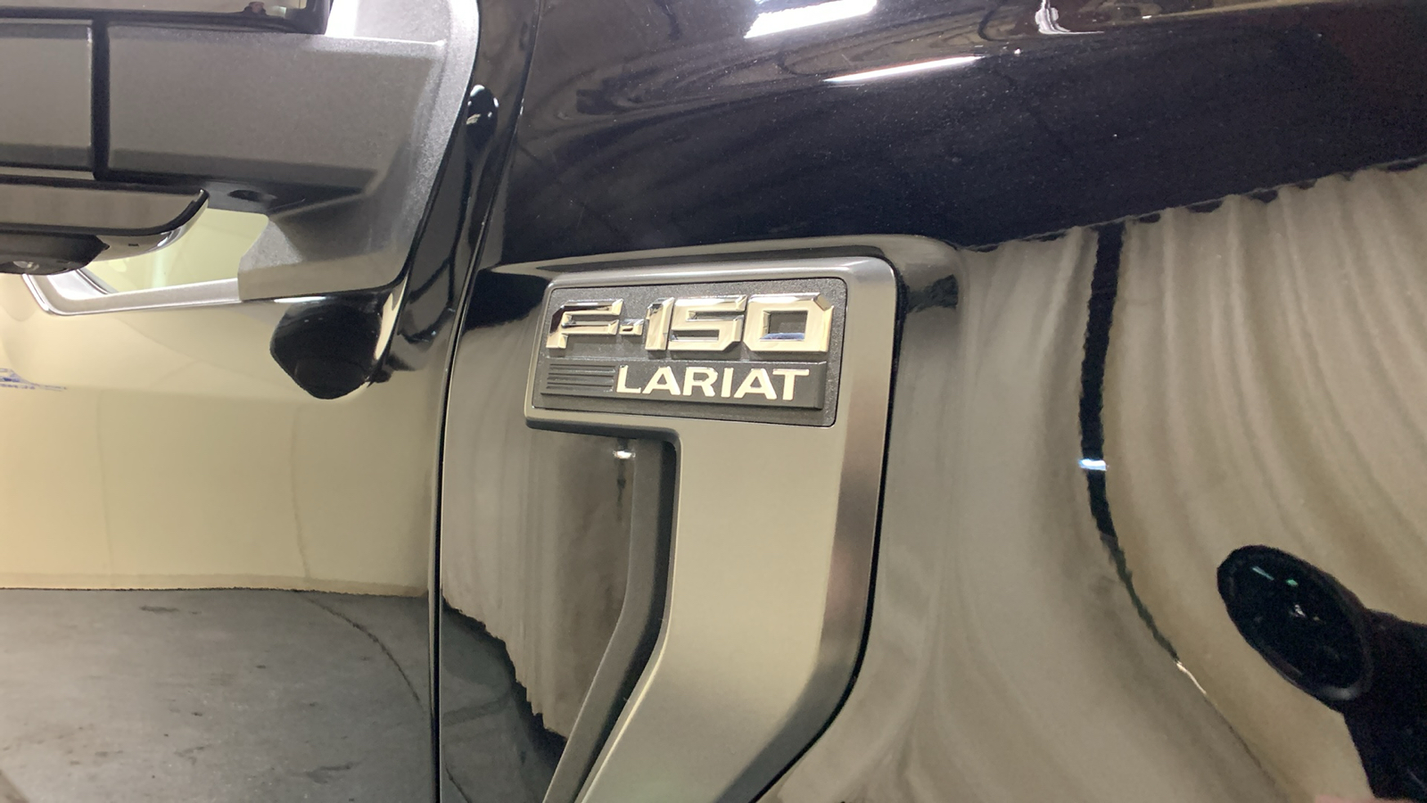 2021 Ford F-150 Lariat 10