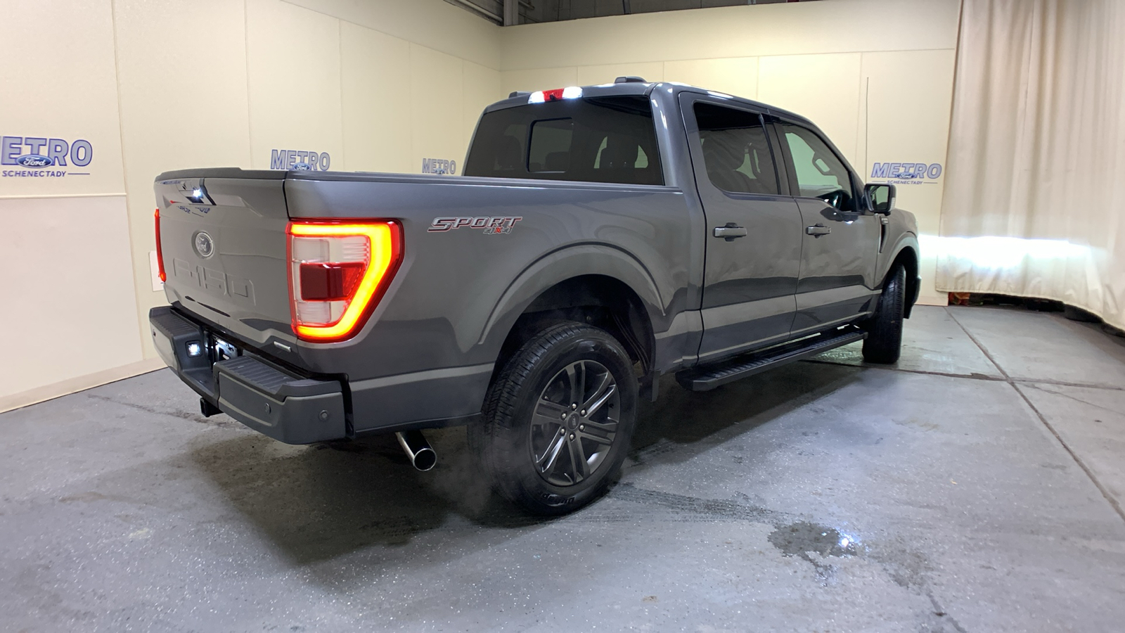 2021 Ford F-150 Lariat 3