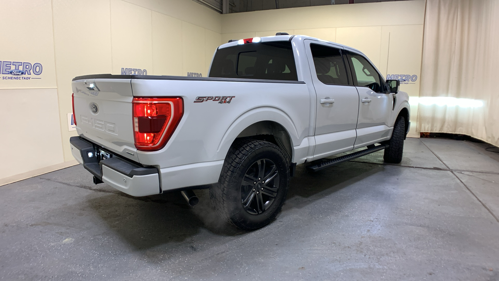 2021 Ford F-150 XLT 3