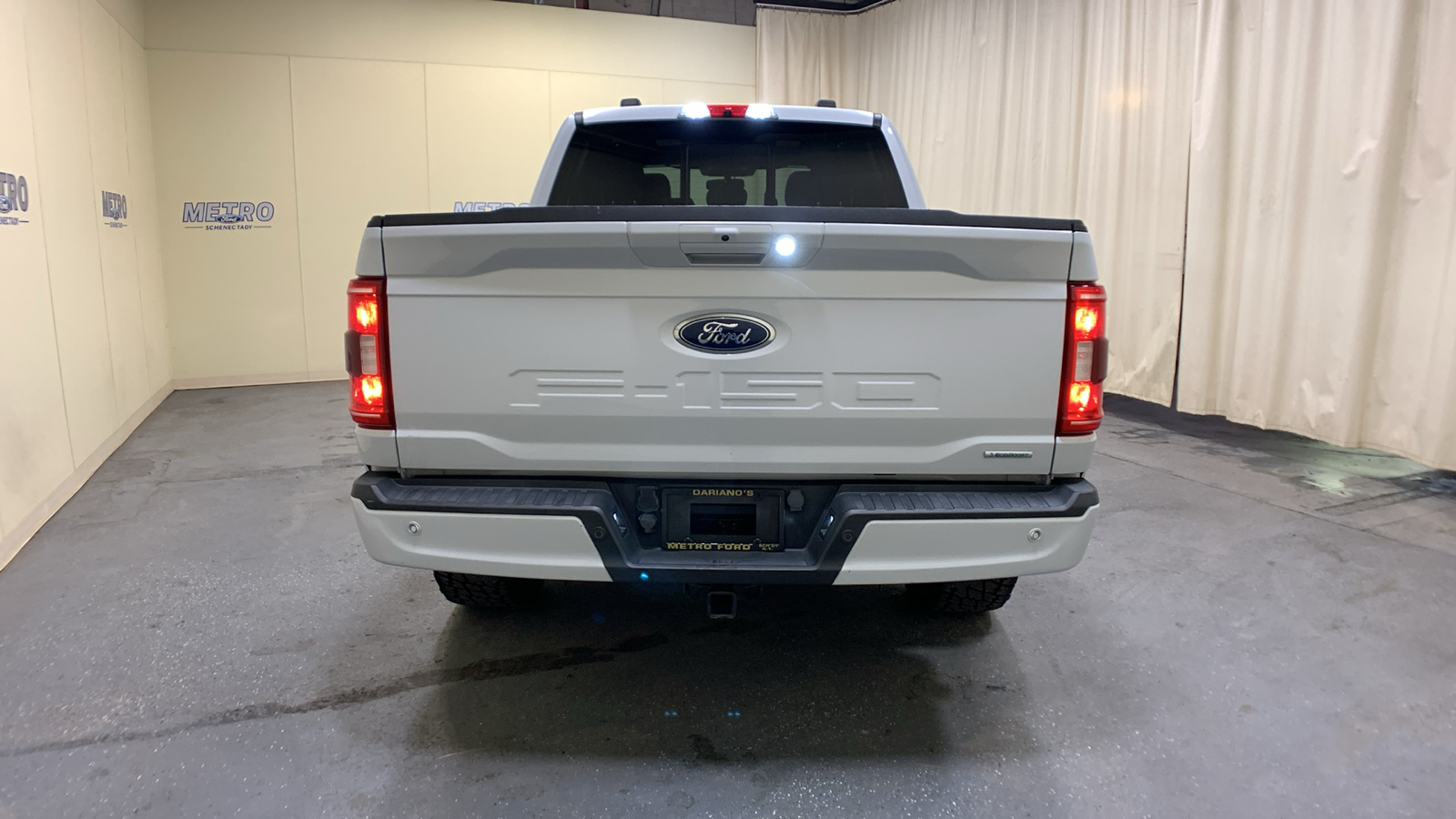 2021 Ford F-150 XLT 4