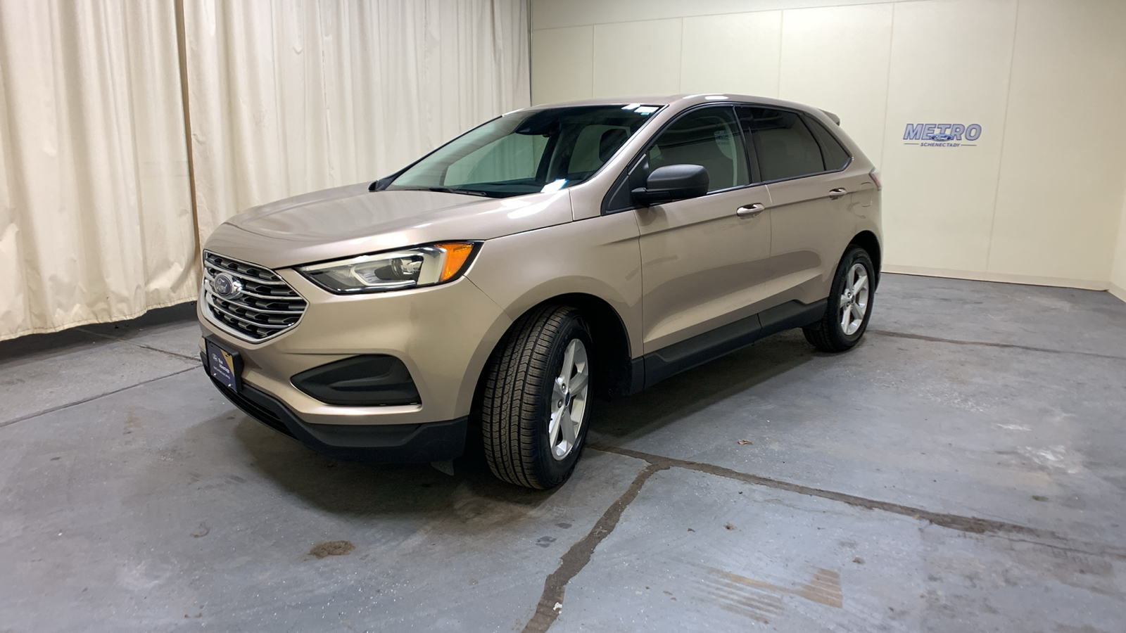 2021 Ford Edge SE 7