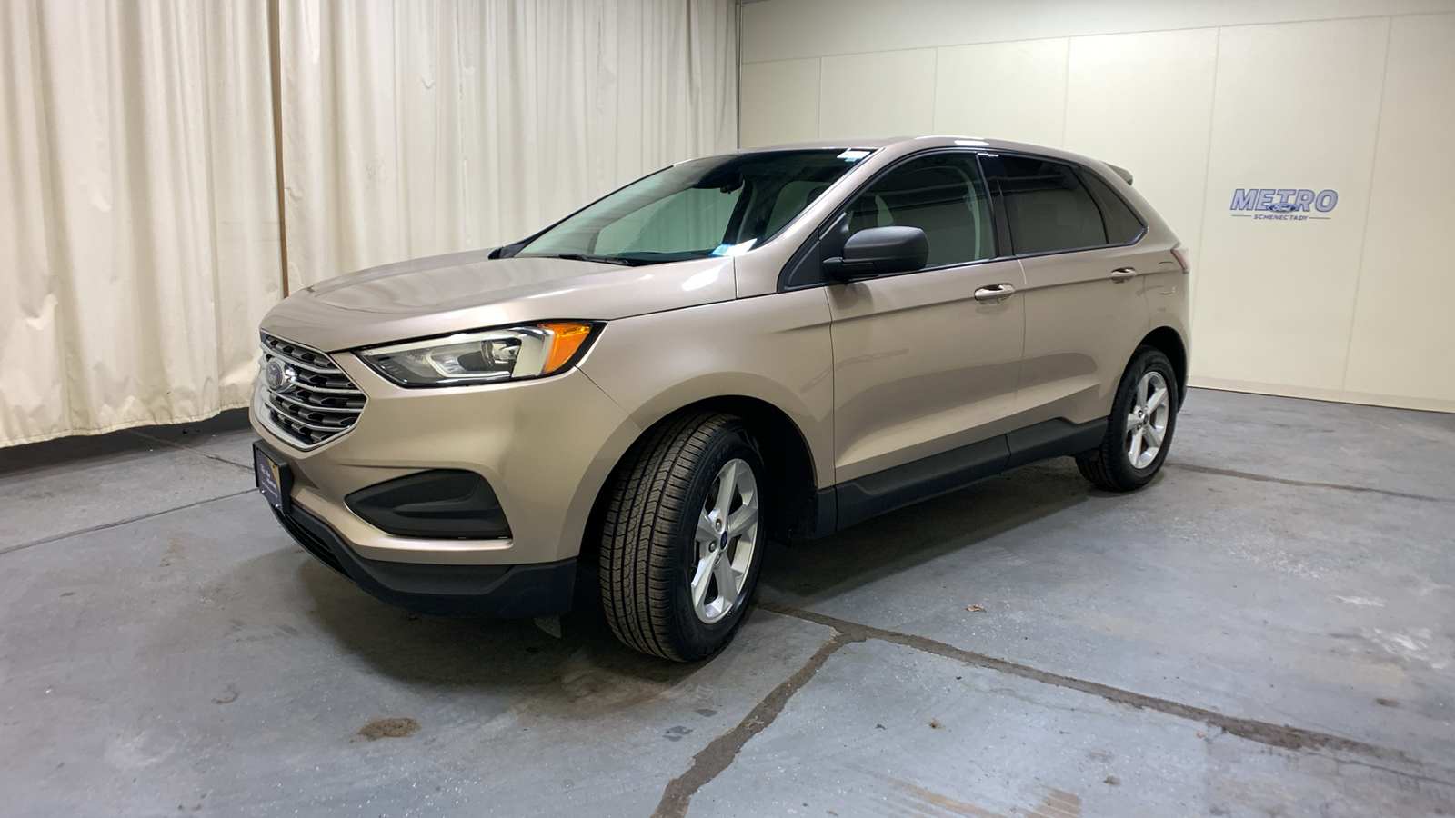 2021 Ford Edge SE 41