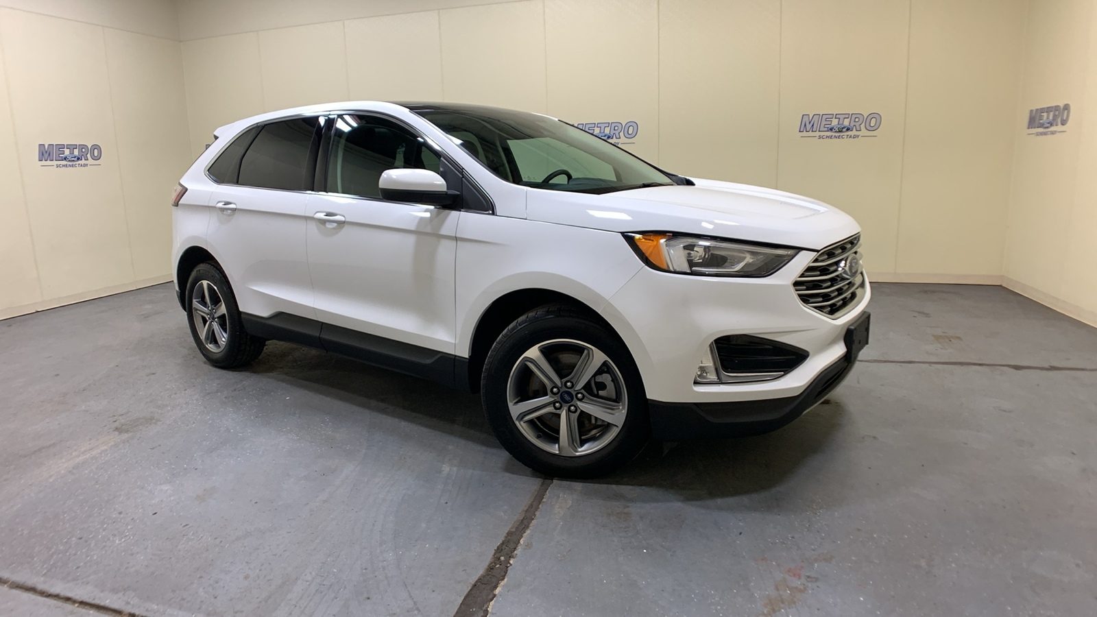 2021 Ford Edge SEL 1