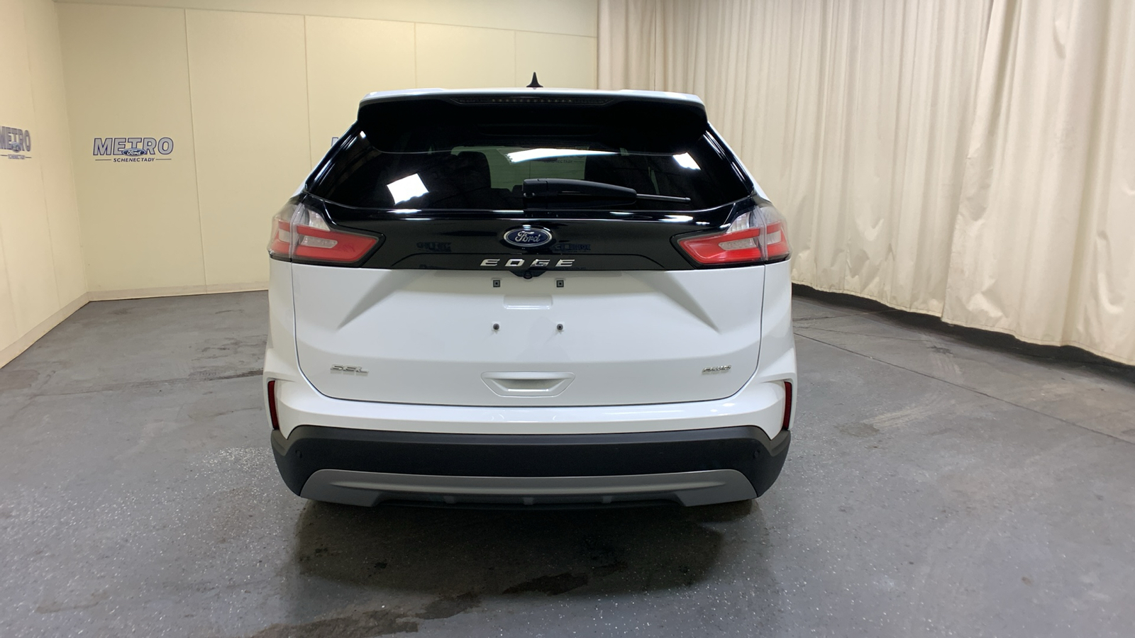 2021 Ford Edge SEL 4