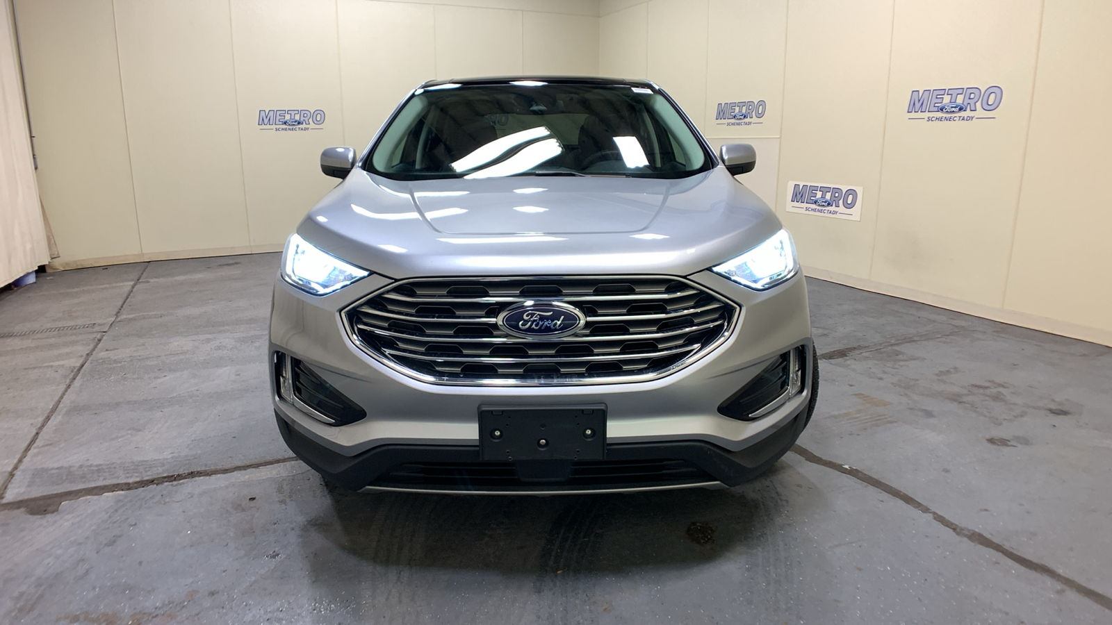 2022 Ford Edge SEL 8