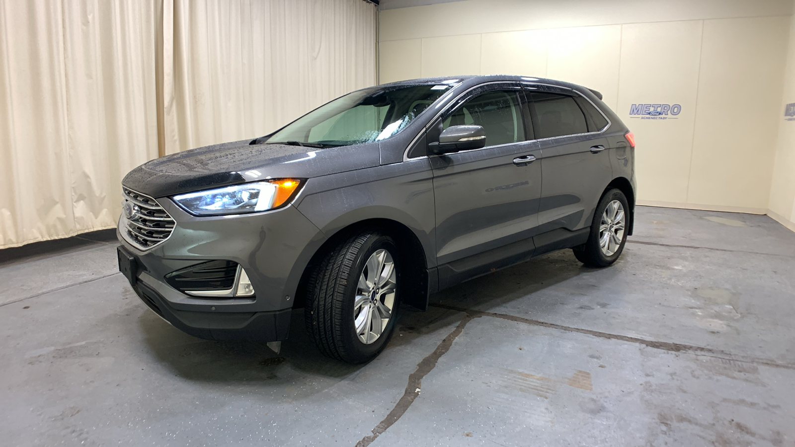 2021 Ford Edge Titanium 49