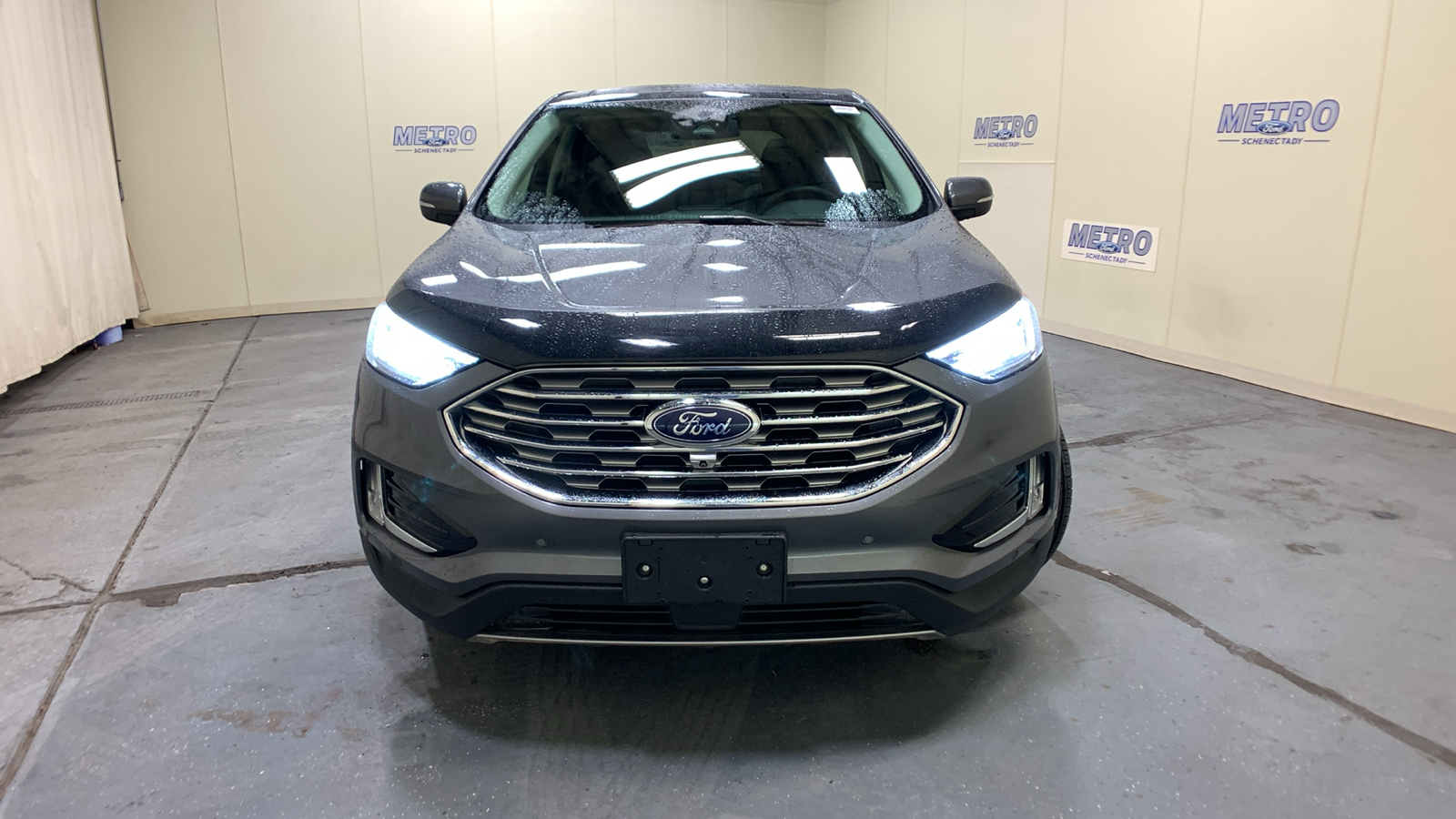 2021 Ford Edge Titanium 50