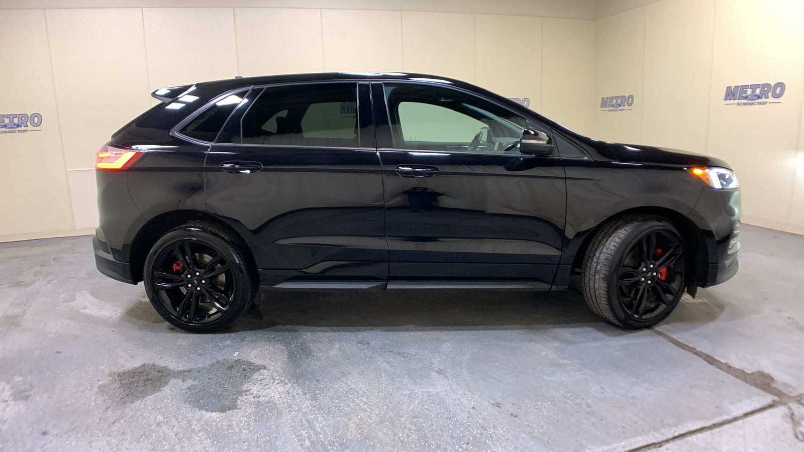 2022 Ford Edge ST 2