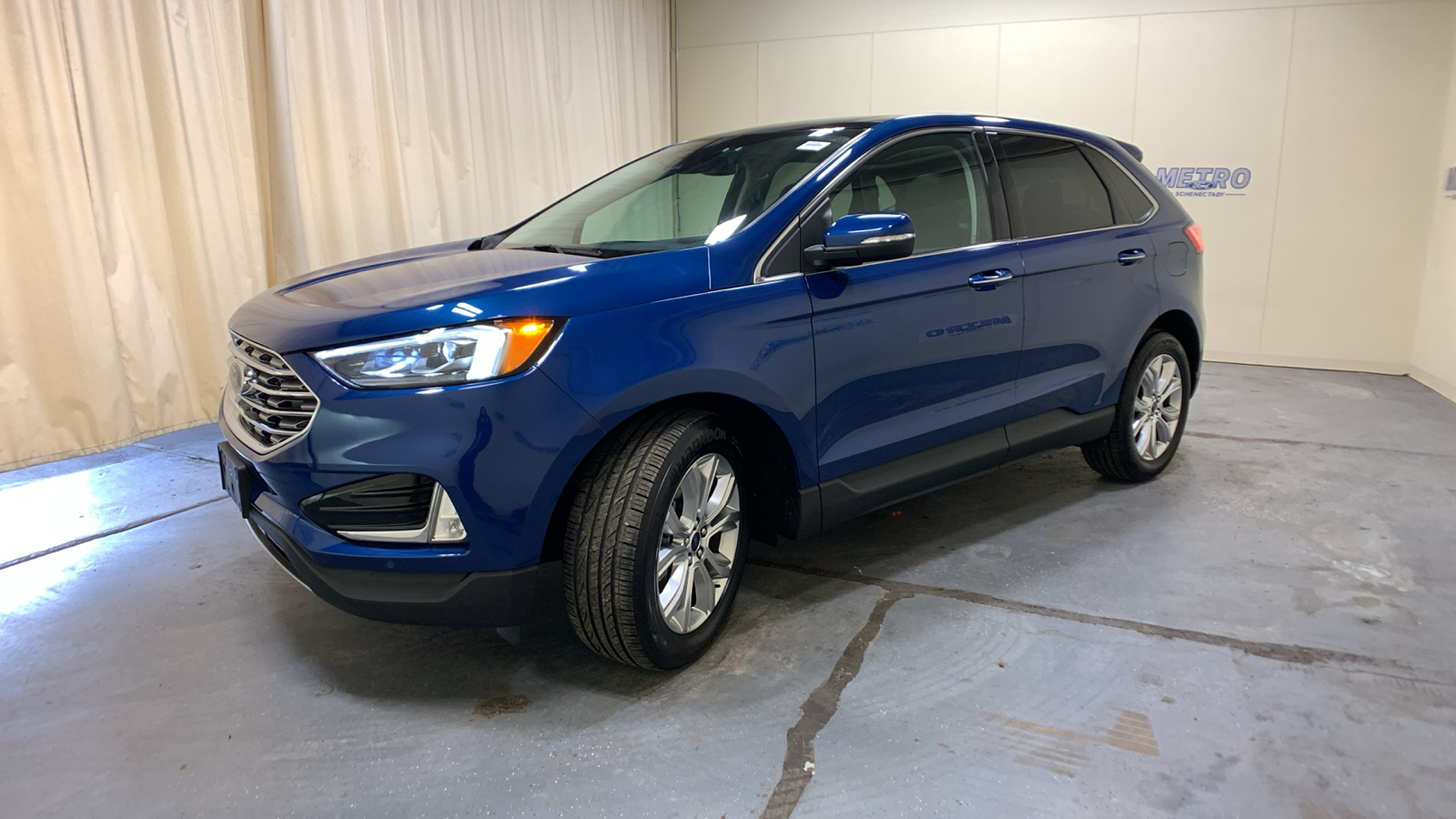 2022 Ford Edge Titanium 50