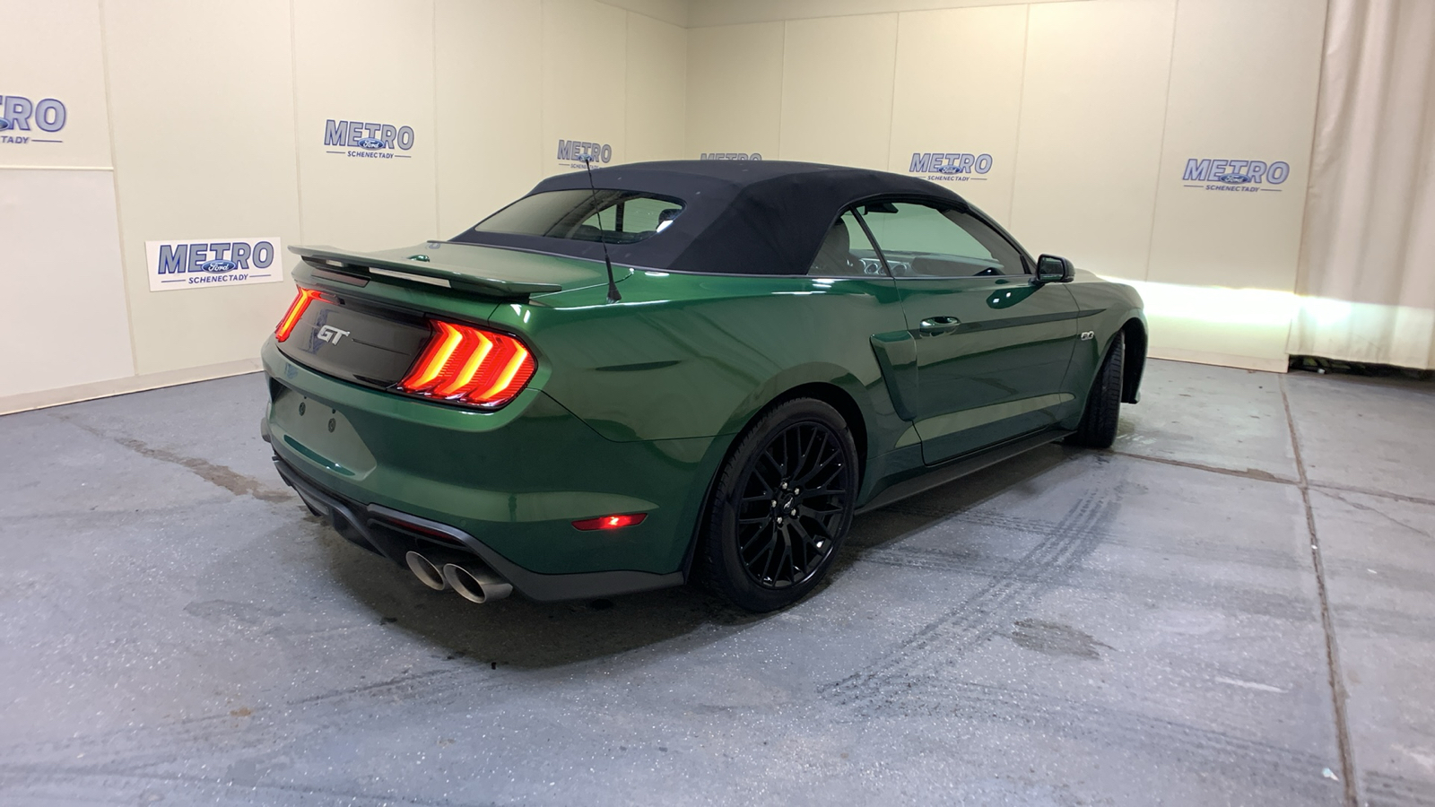 2022 Ford Mustang GT Premium 3