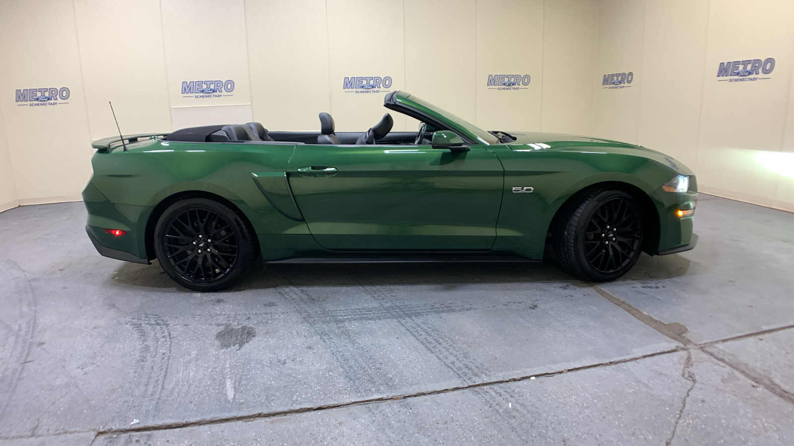 2022 Ford Mustang GT Premium 42