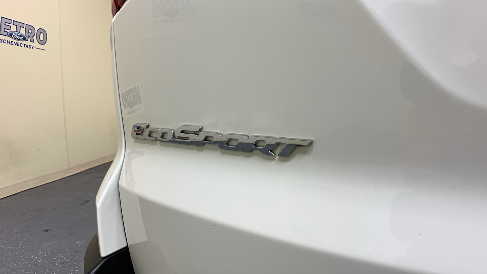 2021 Ford EcoSport SE 17