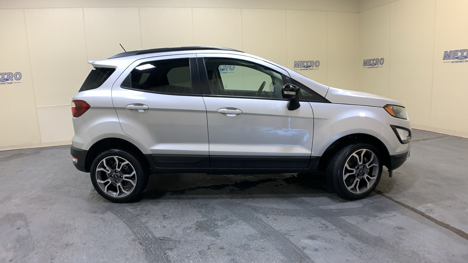 2020 Ford EcoSport SES 2